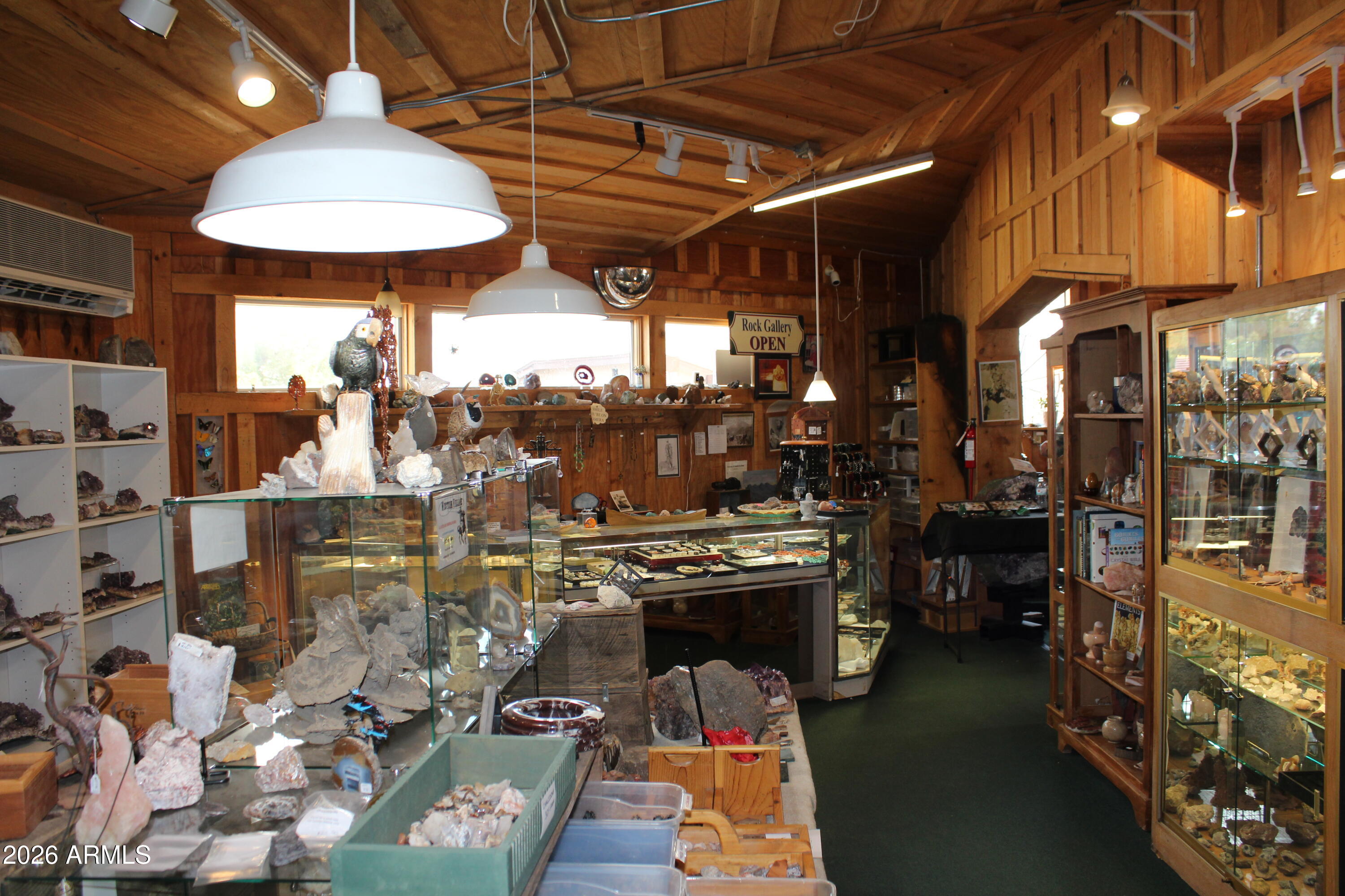 PINE RIDGE ADD REPLAT - Commercial Sale