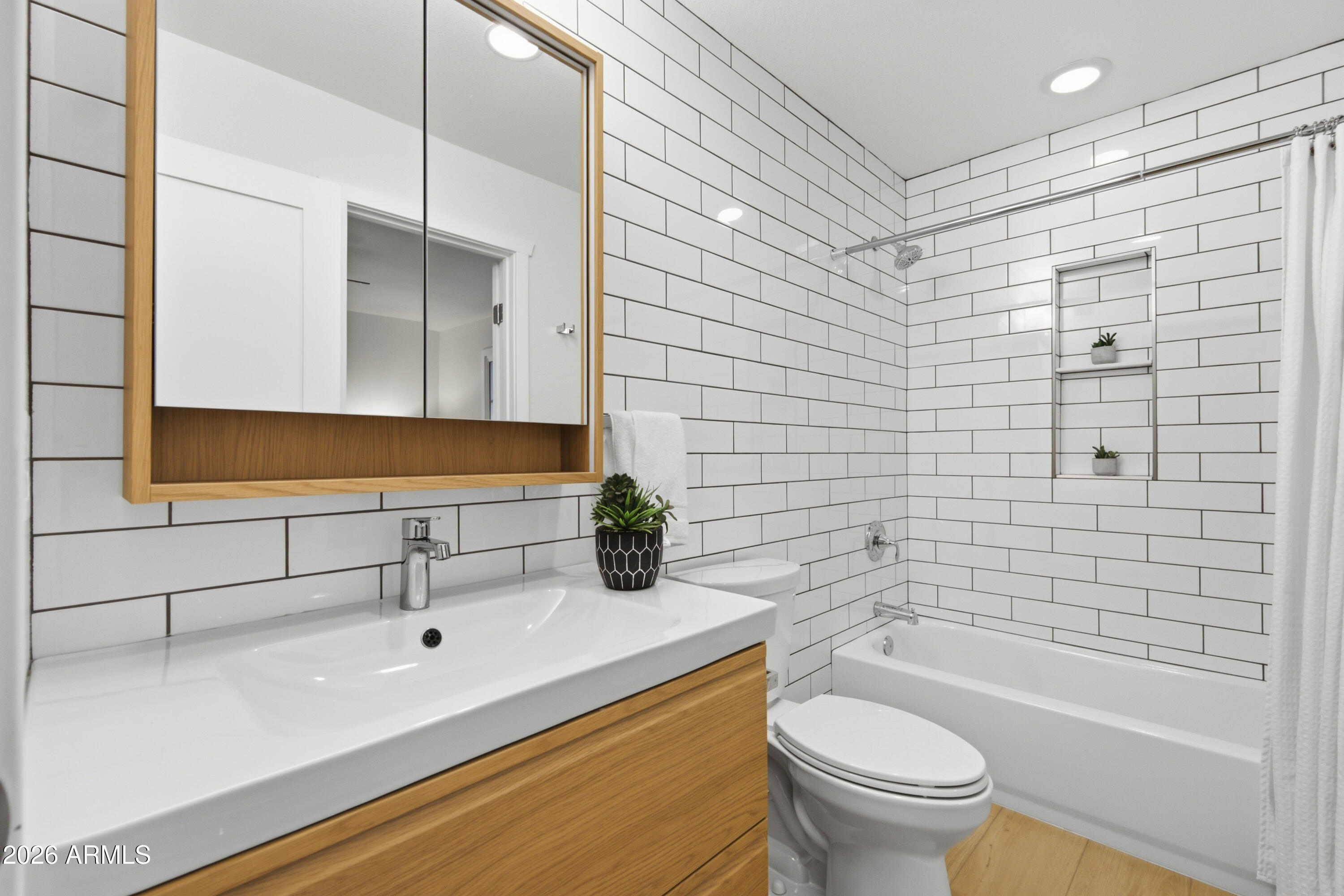 DEERVIEW UNIT 7 - Residential
