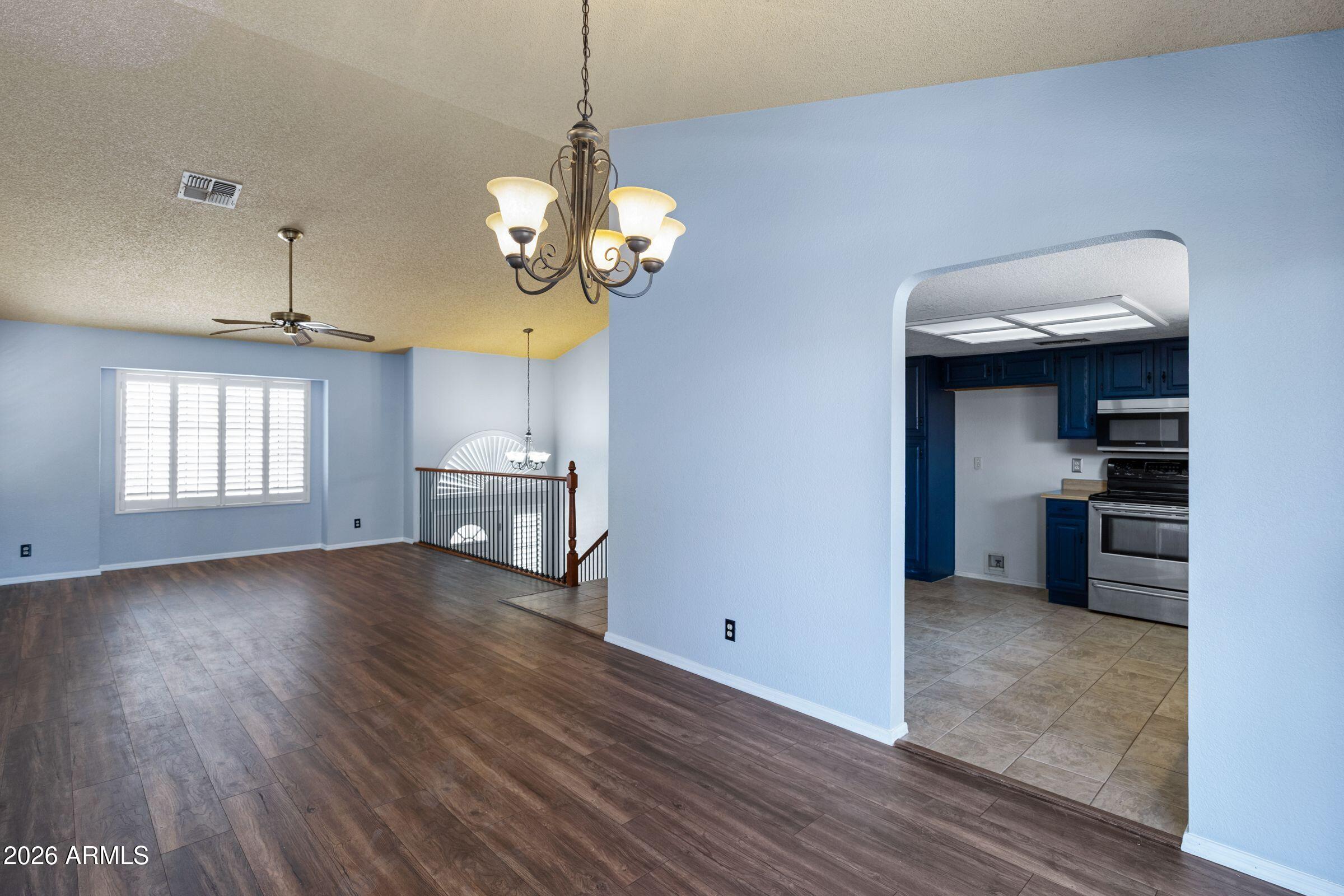 ISLANDS PATIO HOMES B AMD LOT 95-192 TR C-E - Residential