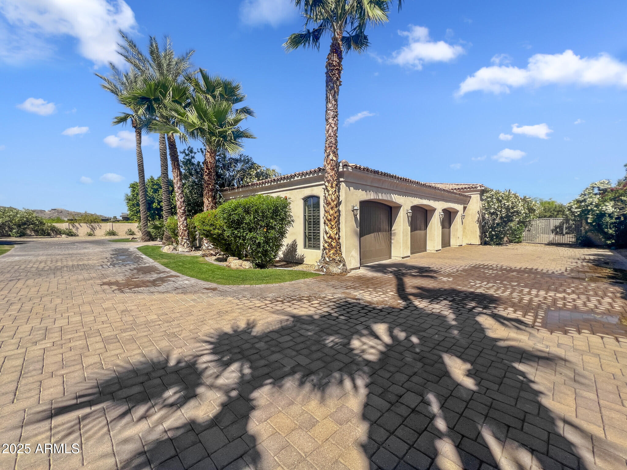 Paradise Valley - Residential