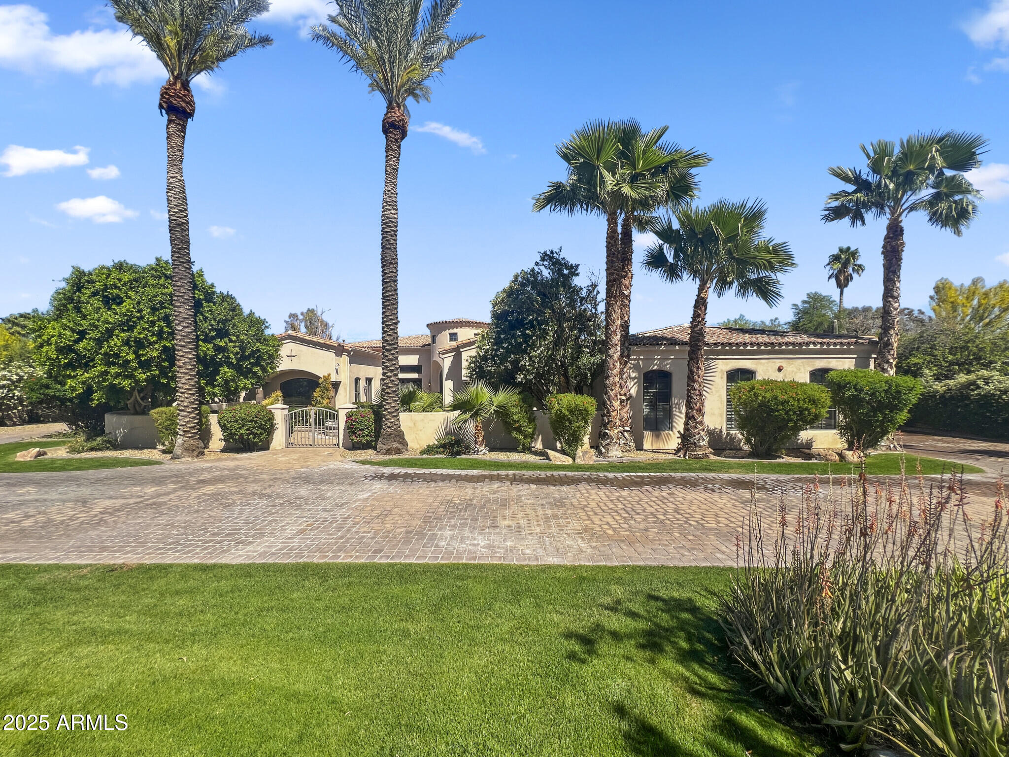 Paradise Valley - Residential