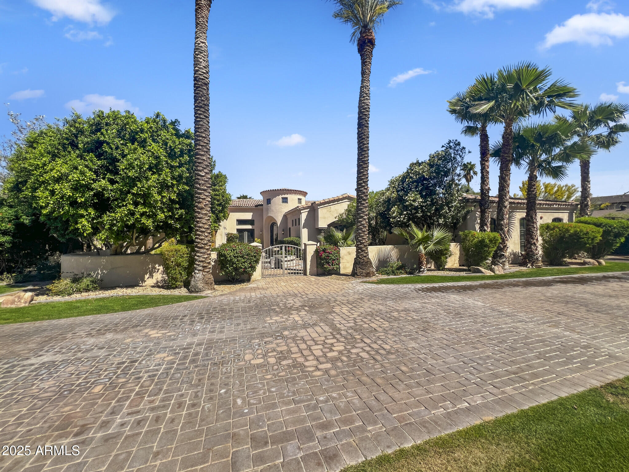 Paradise Valley - Residential