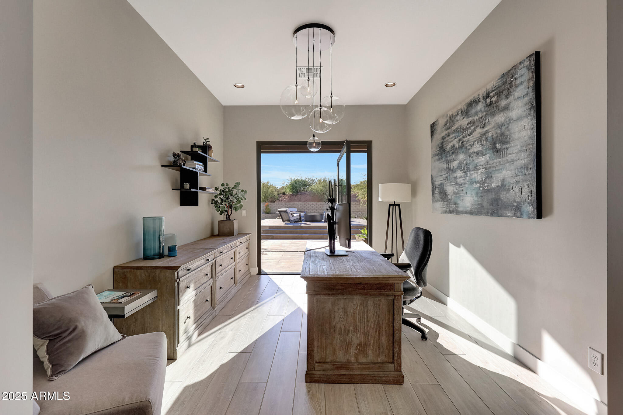 STORYROCK - Residential