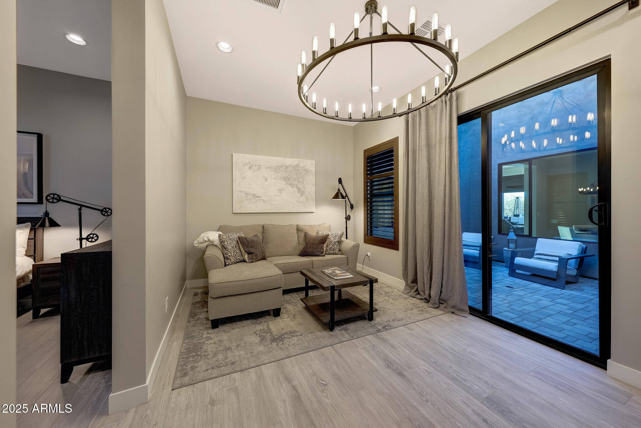 STORYROCK - Residential