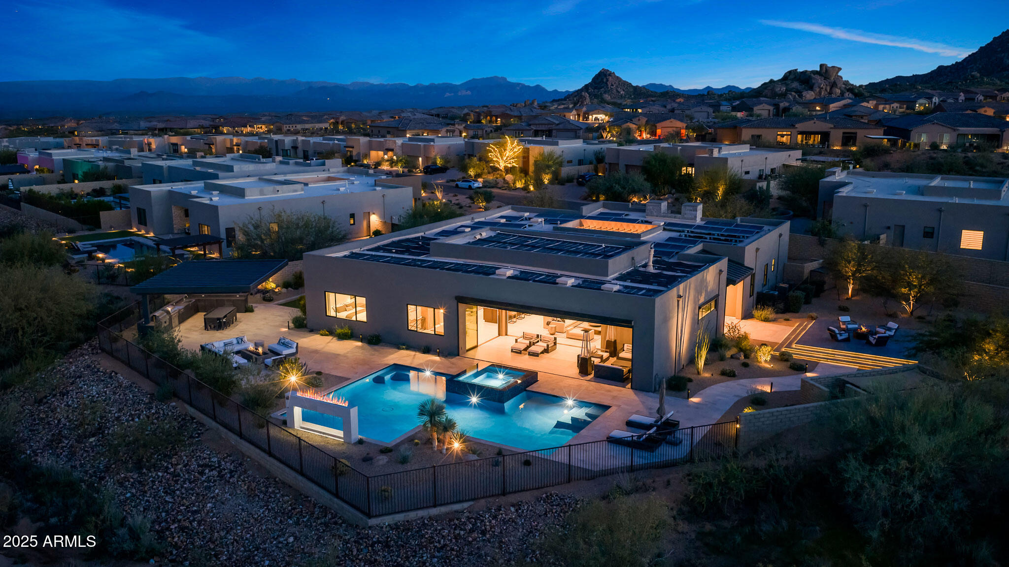 STORYROCK - Residential