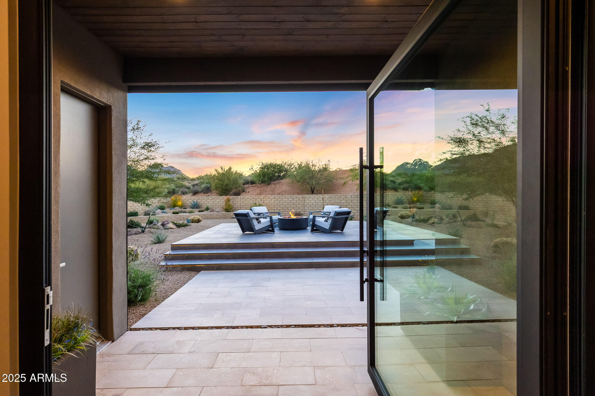 STORYROCK - Residential