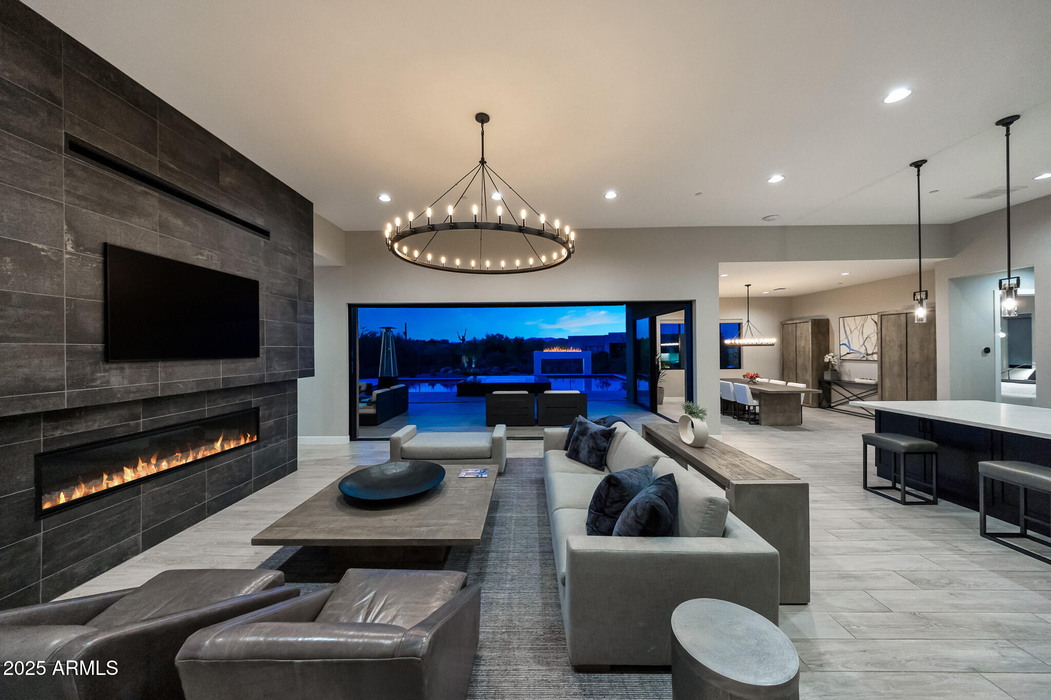 STORYROCK - Residential