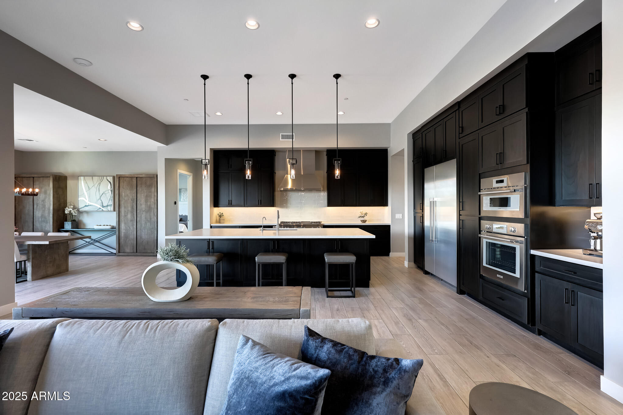 STORYROCK - Residential