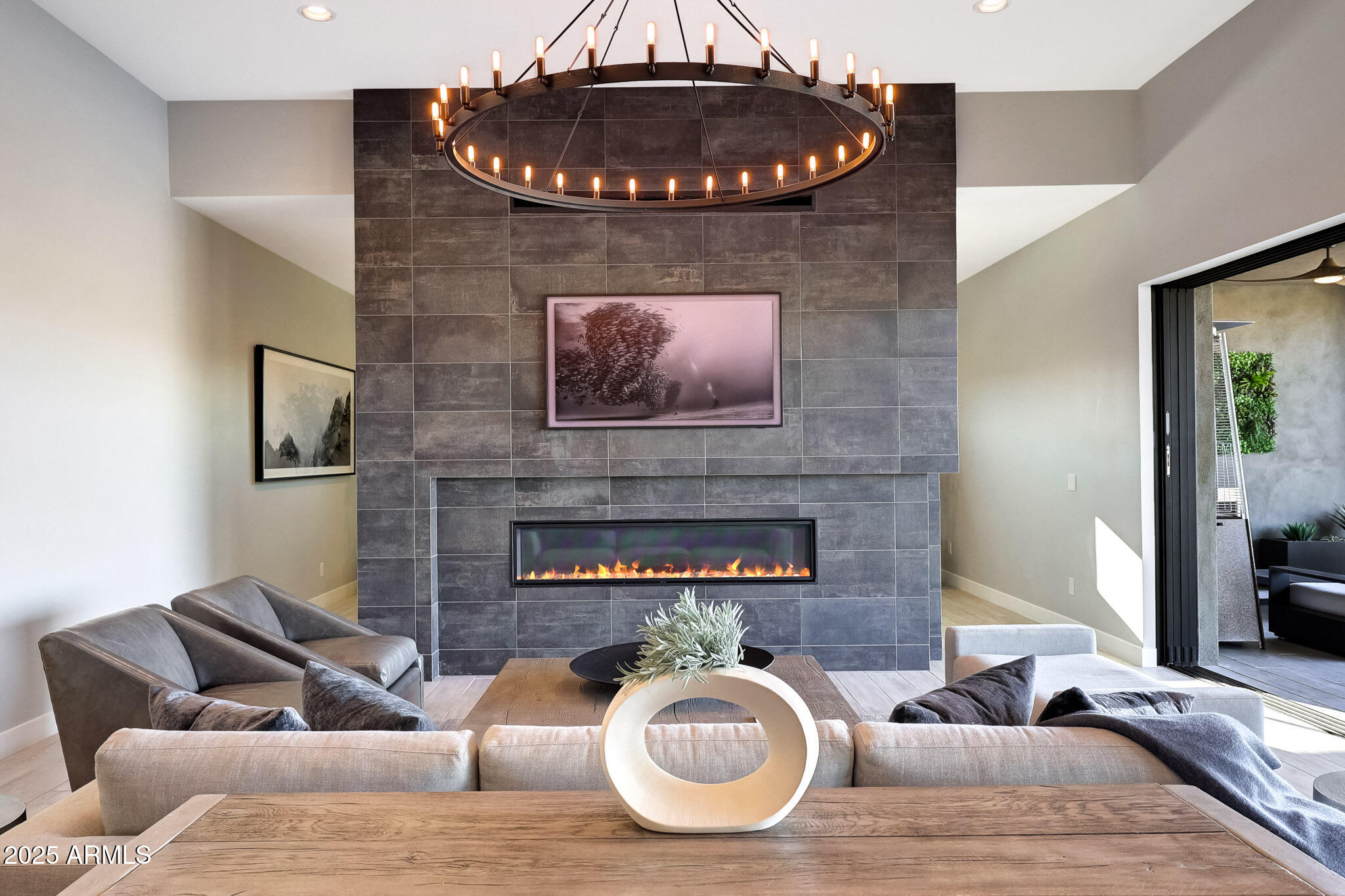 STORYROCK - Residential