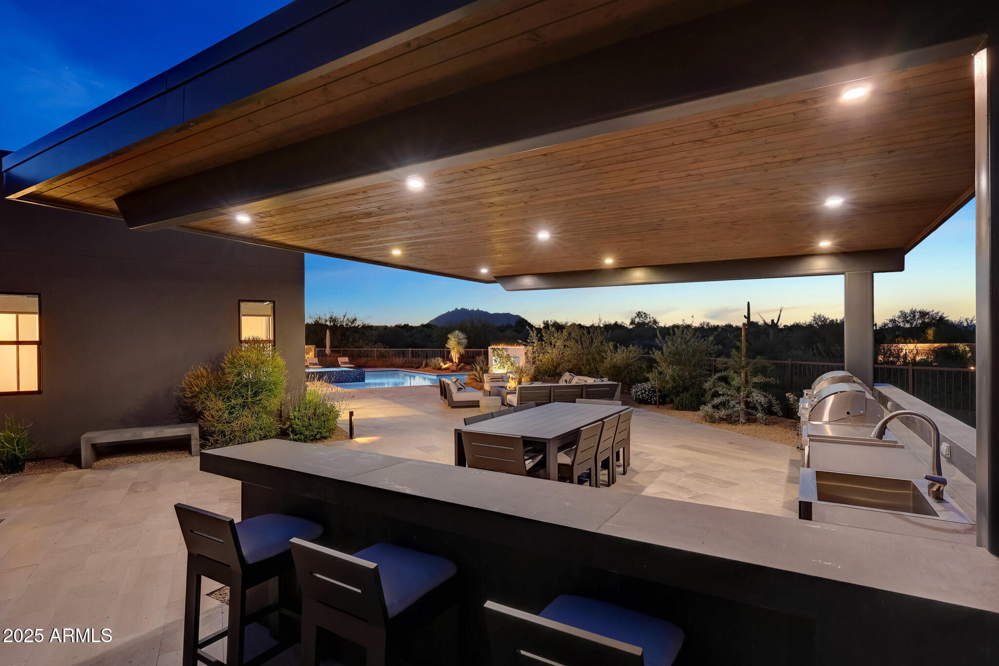 STORYROCK - Residential