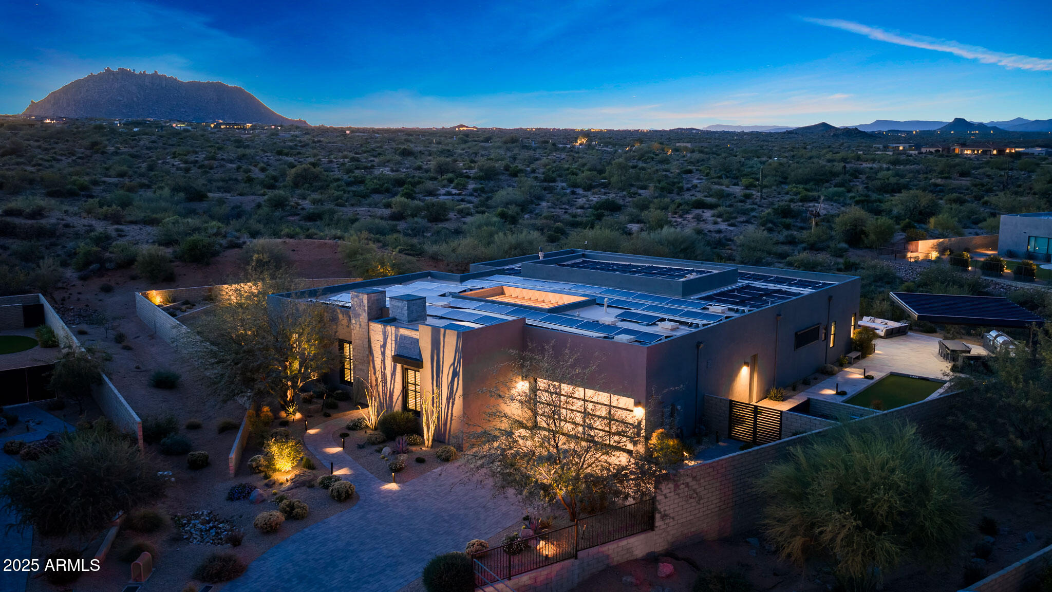 STORYROCK - Residential