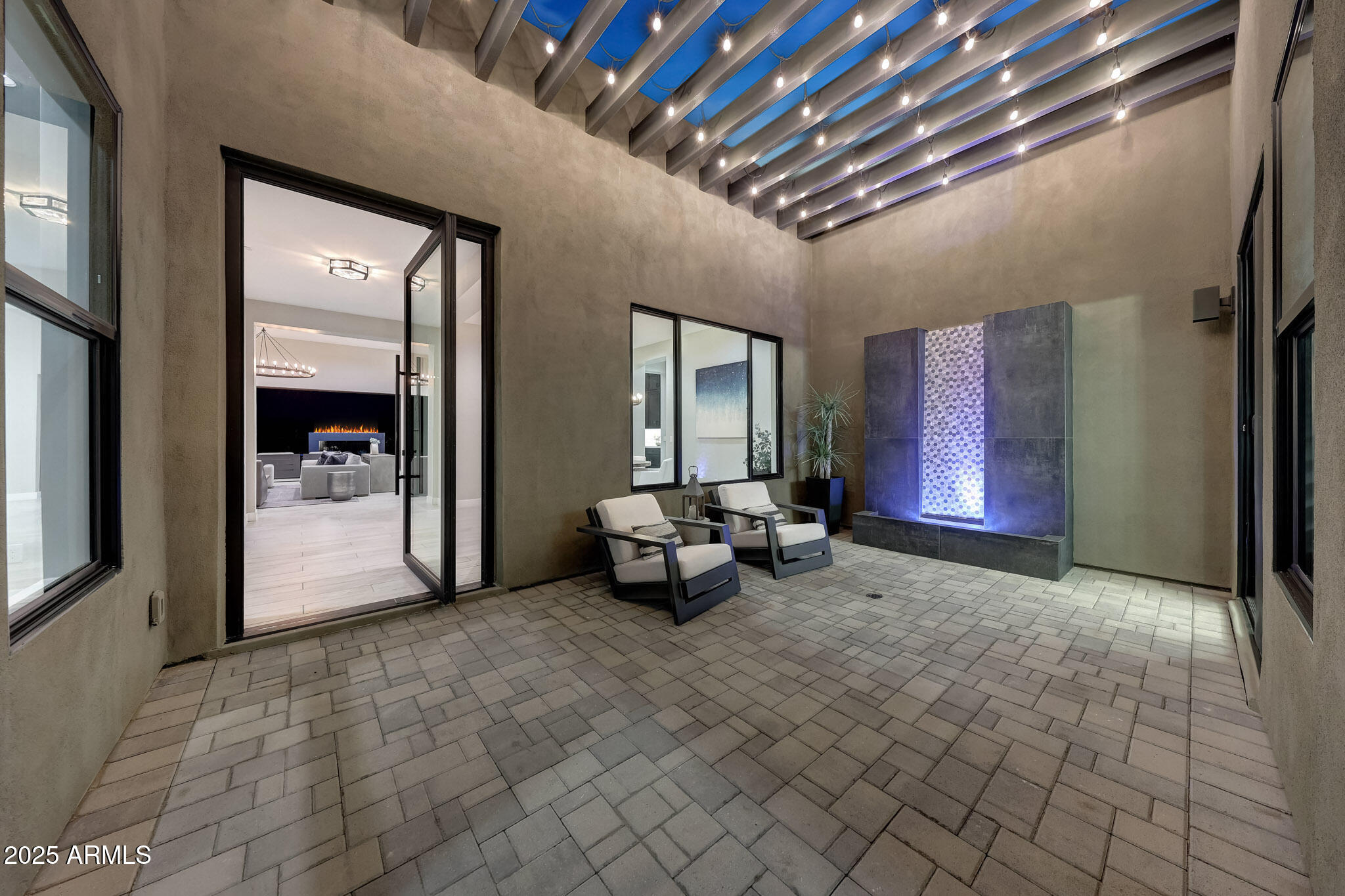 STORYROCK - Residential