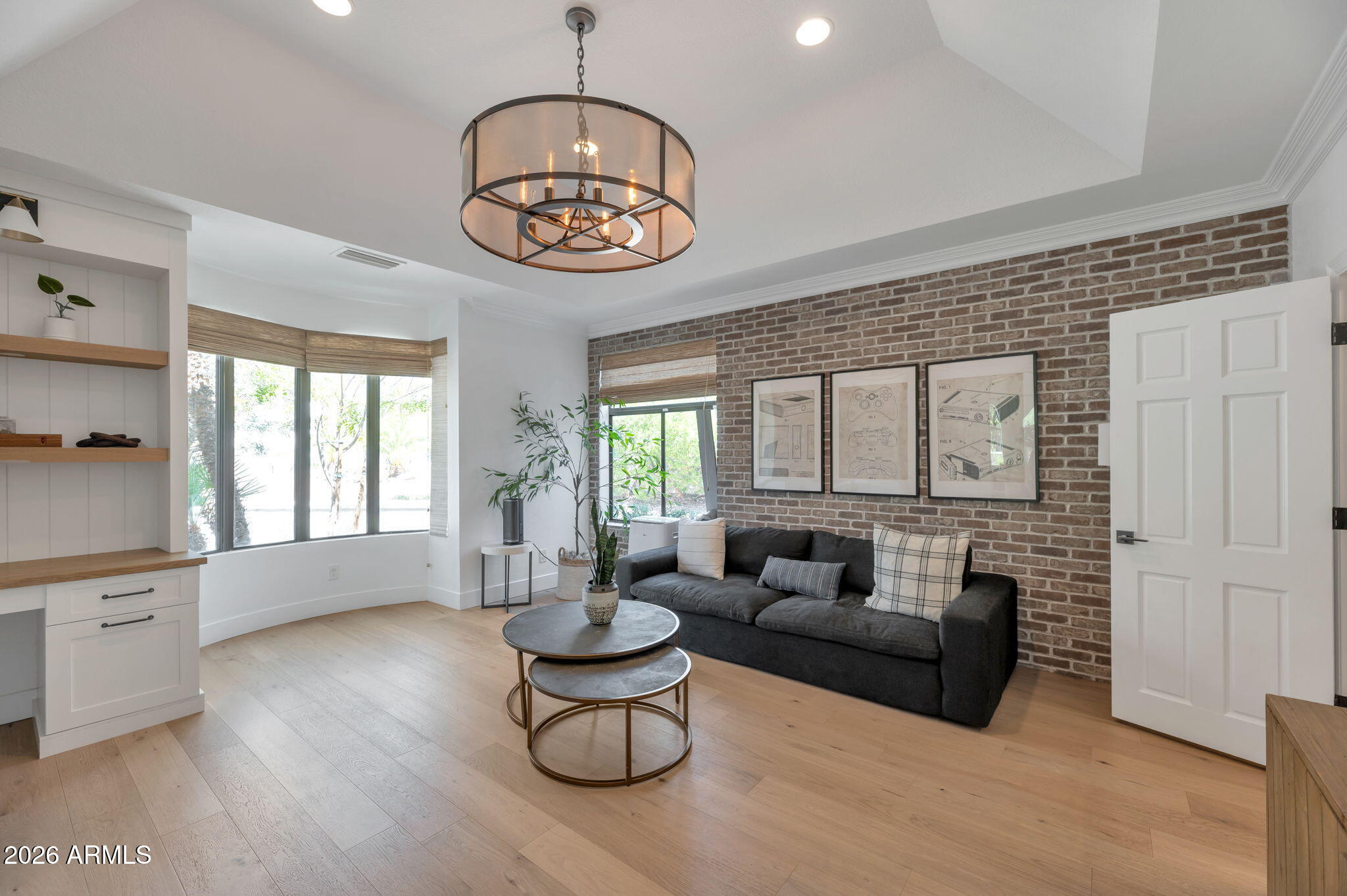 PHOENICIAN ESTATES - Residential