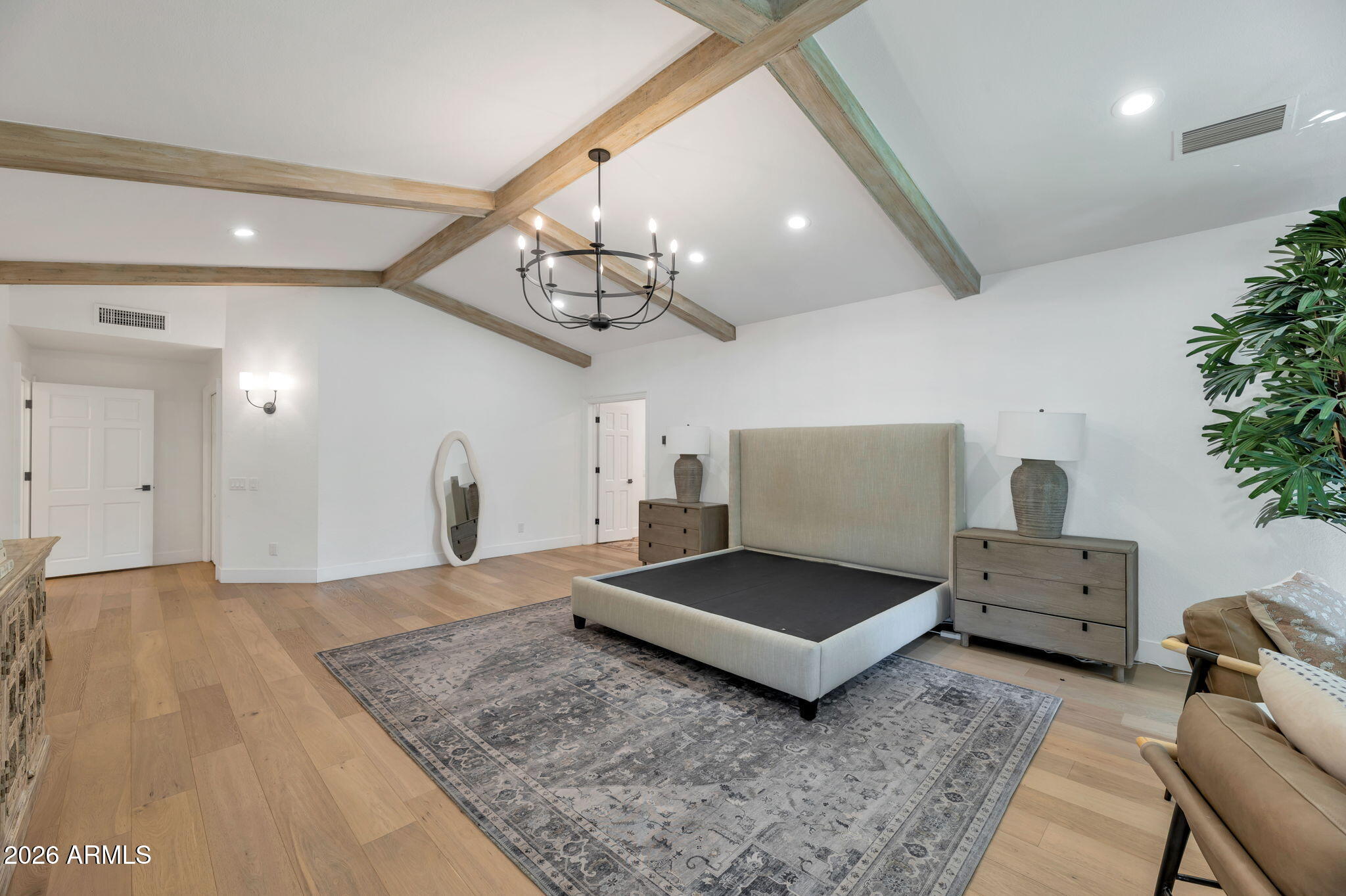 PHOENICIAN ESTATES - Residential