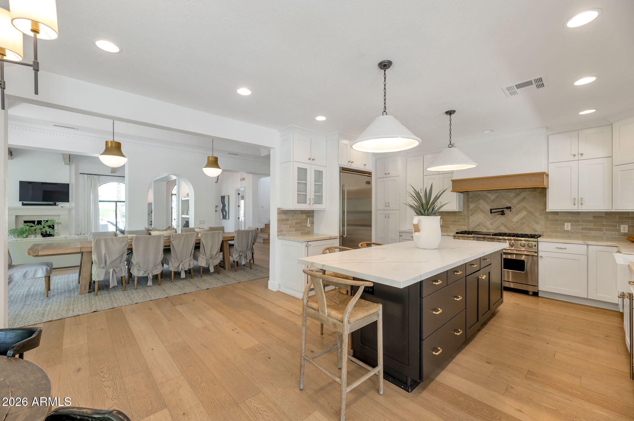 PHOENICIAN ESTATES - Residential