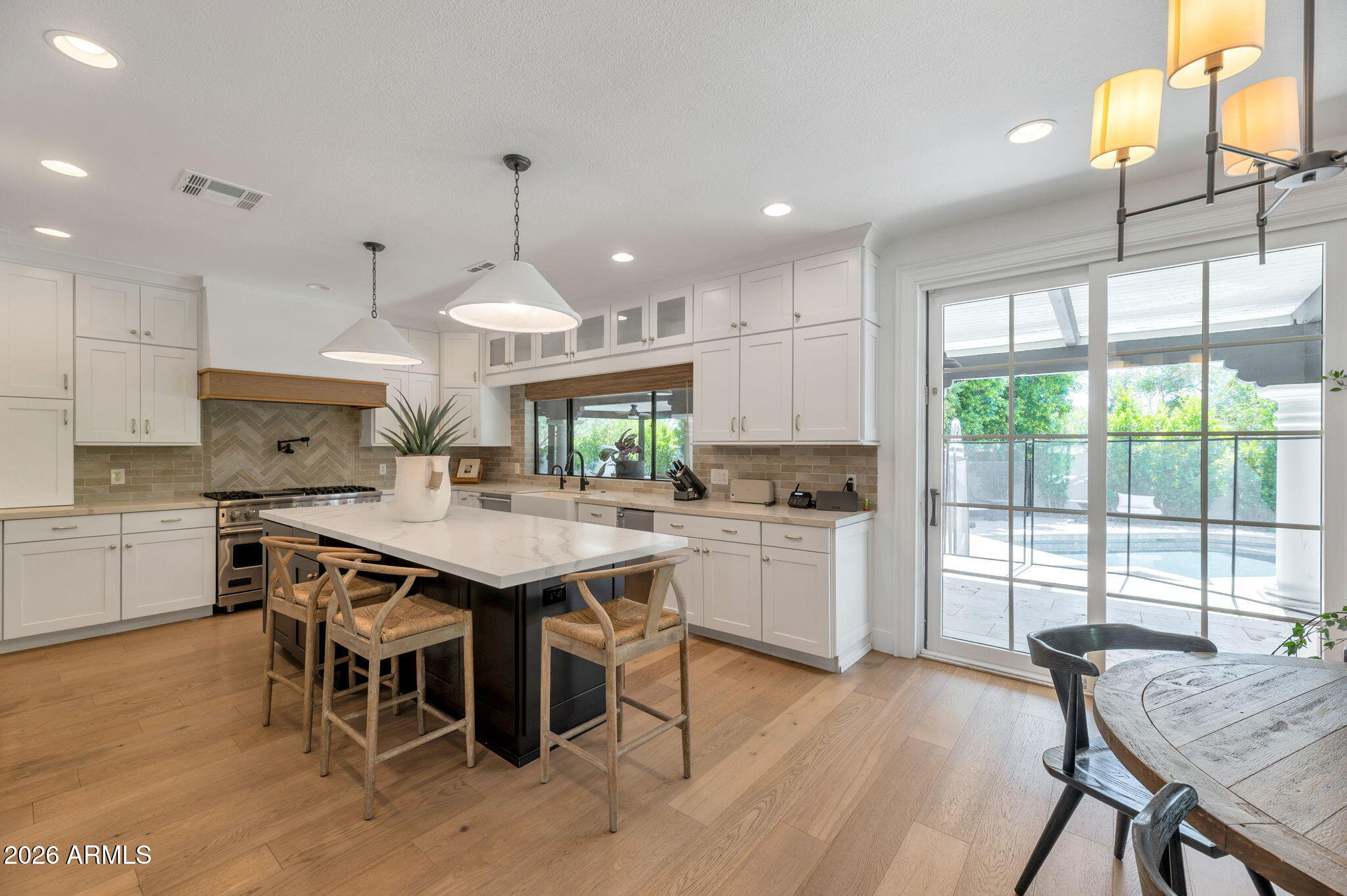 PHOENICIAN ESTATES - Residential