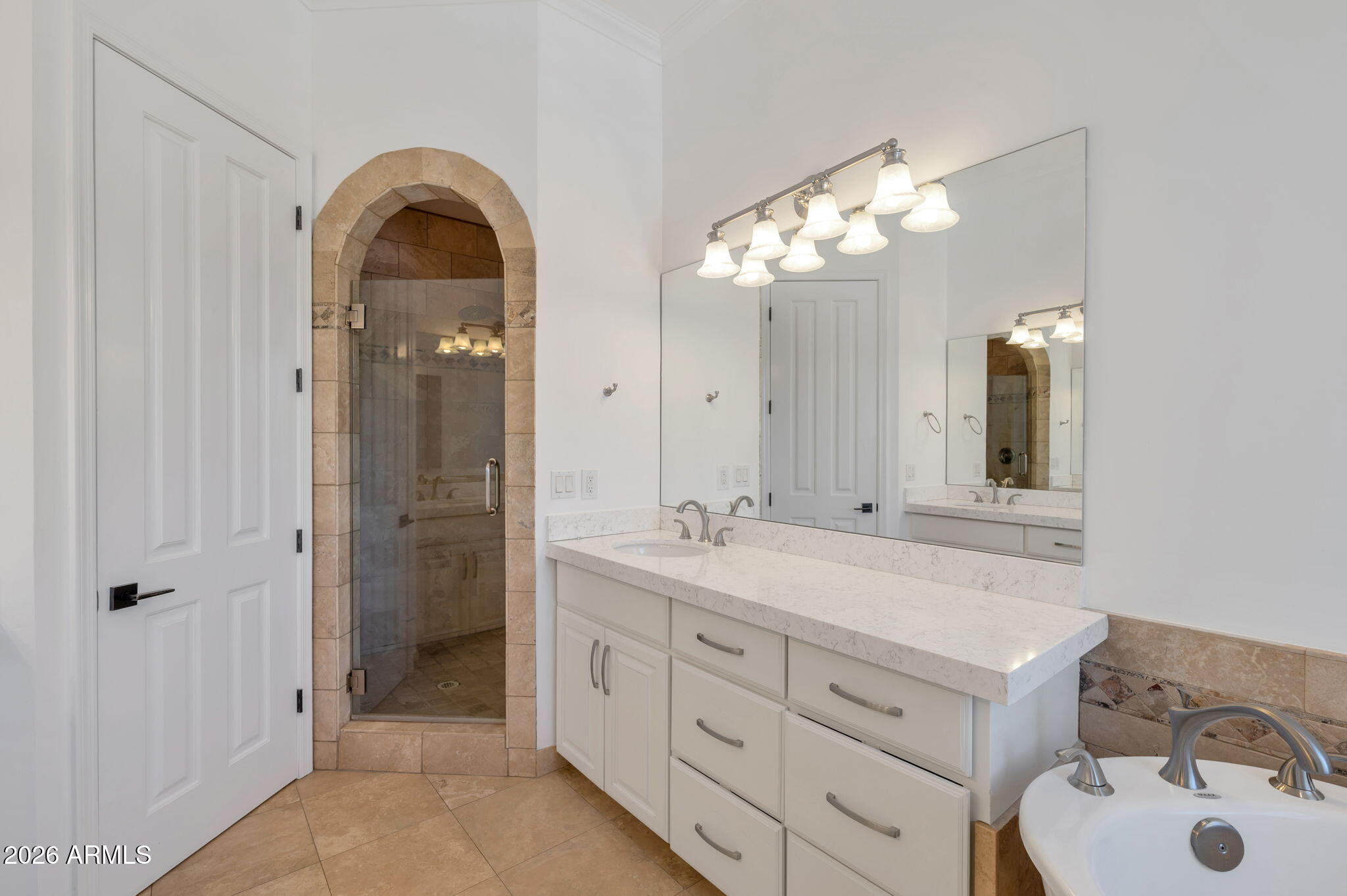 PHOENICIAN ESTATES - Residential