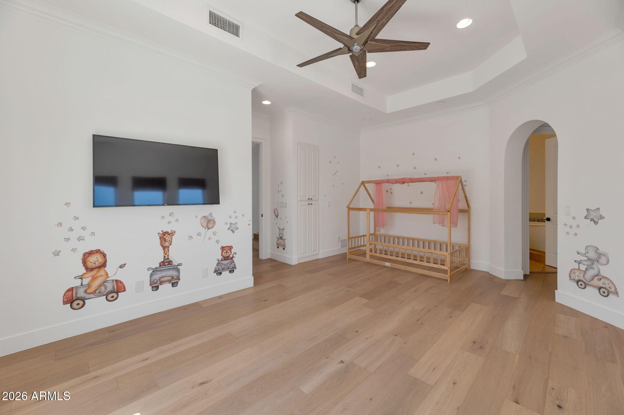 PHOENICIAN ESTATES - Residential