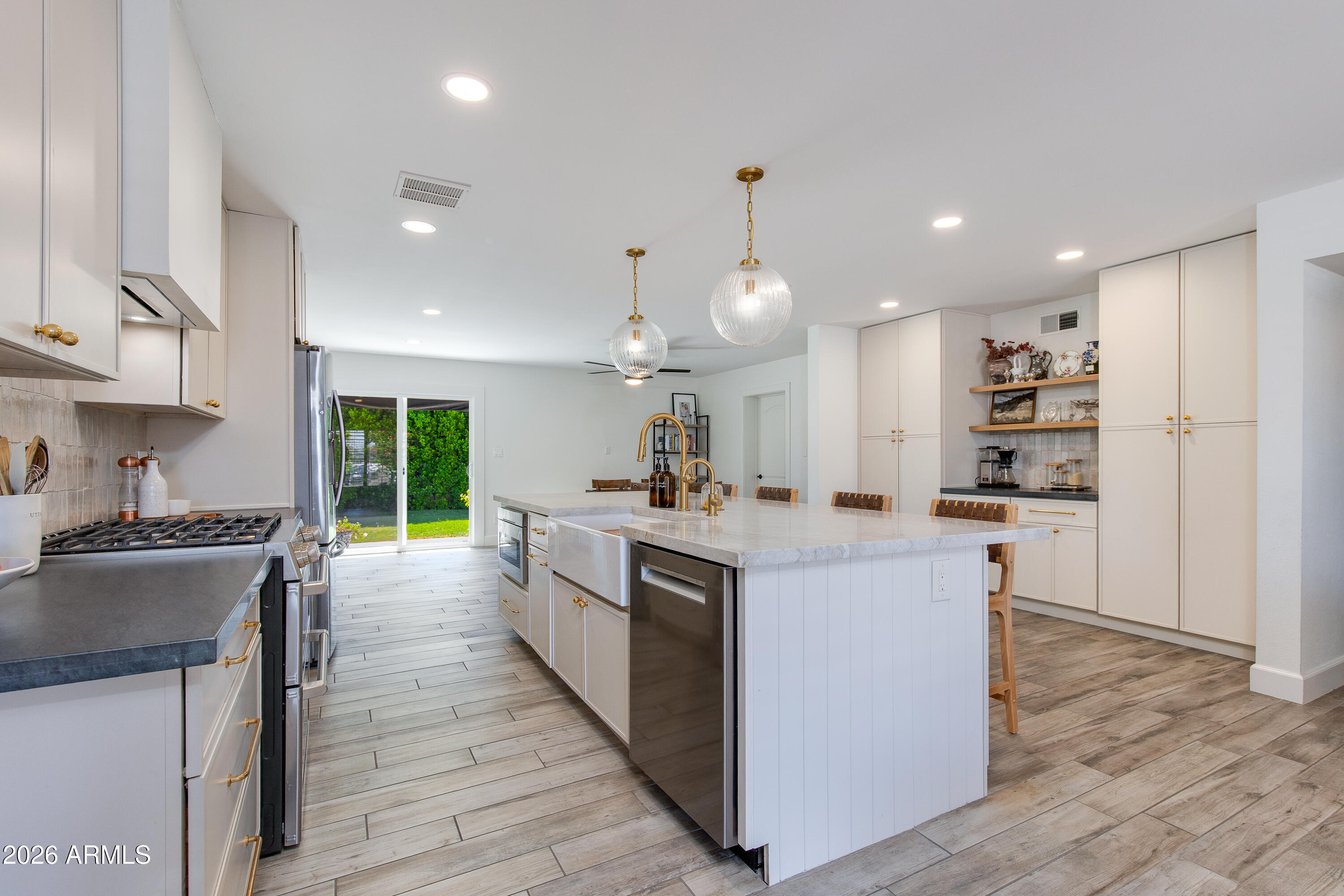 COX HEIGHTS 4 AMD - Residential