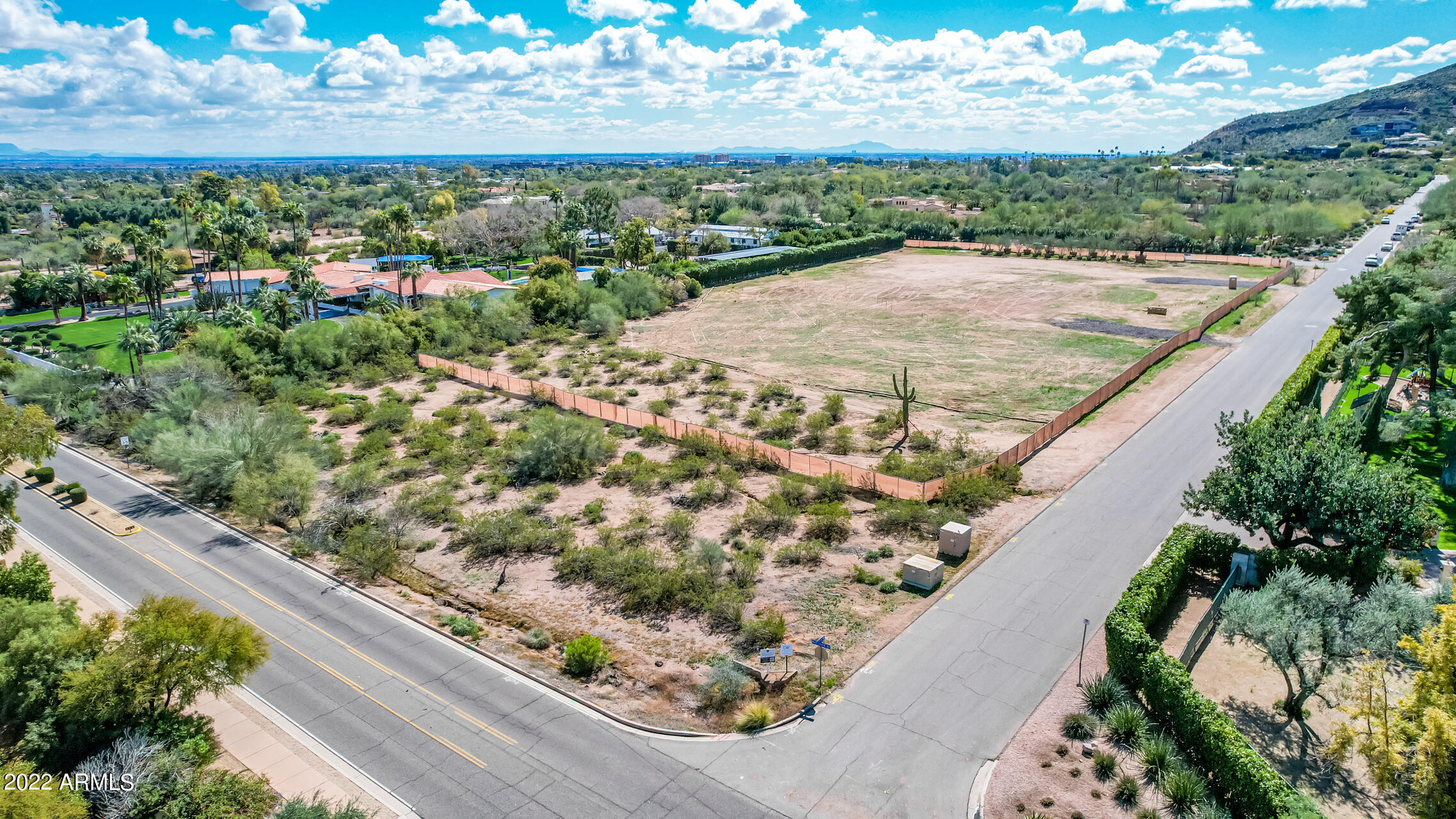 JOKAKE CAMELBACK PROPERTIES TRACT A - Land