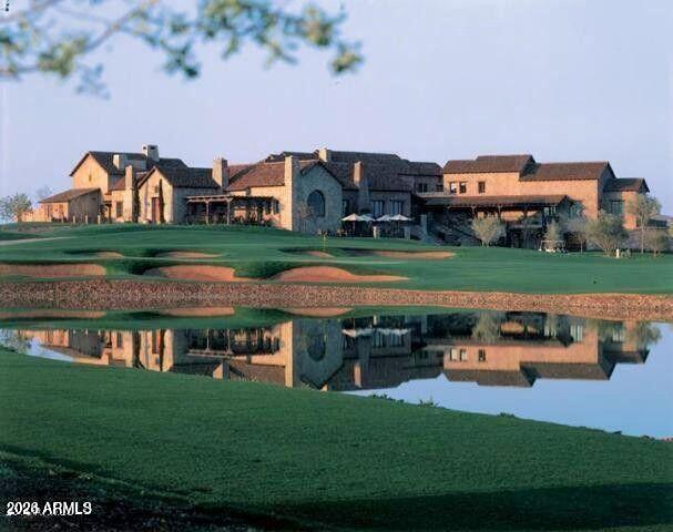 SUPERSTITION MOUNTAIN - Residential