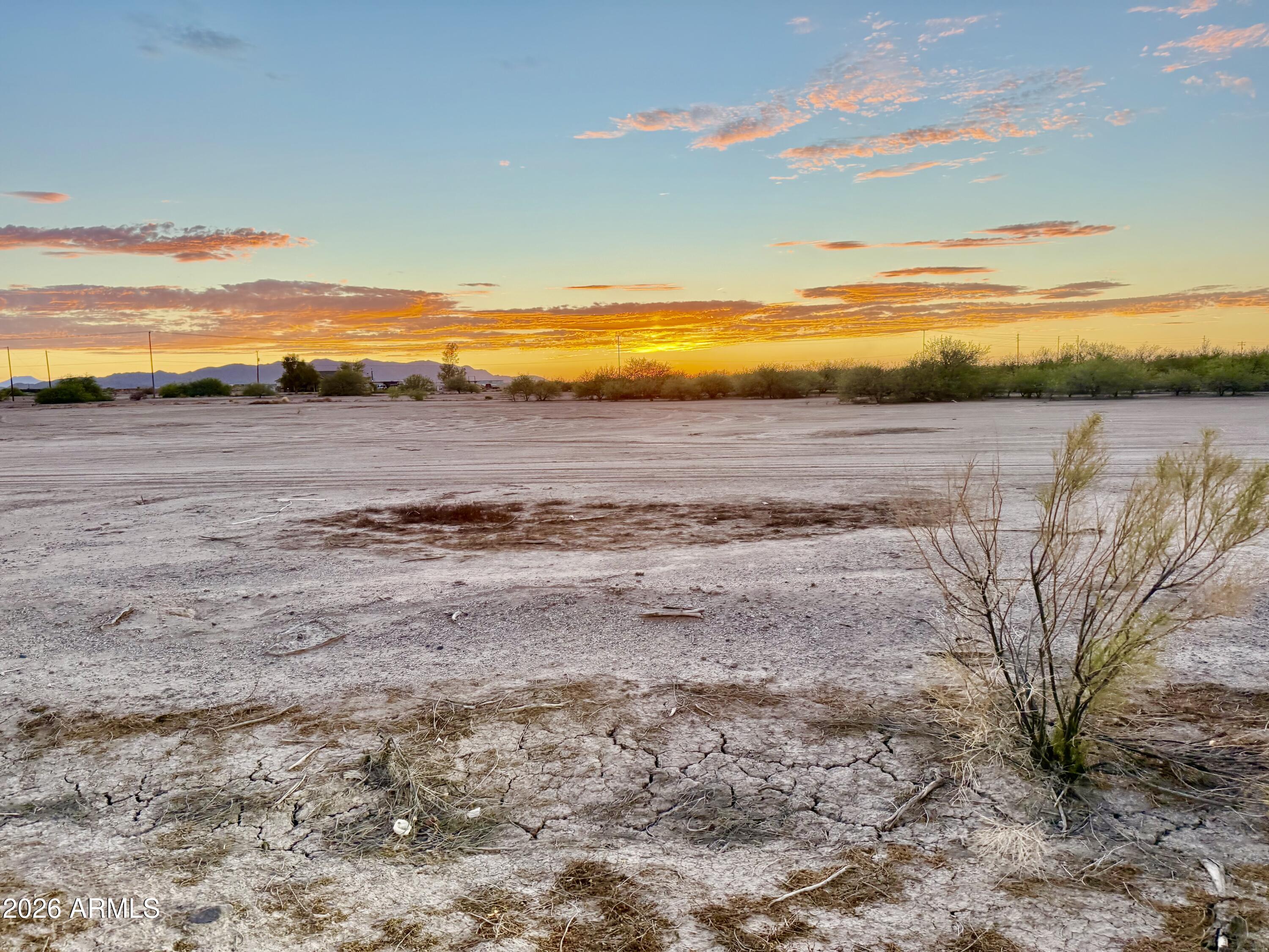 TOLTEC/ARIZONA VALLEY UNIT ONE - Land