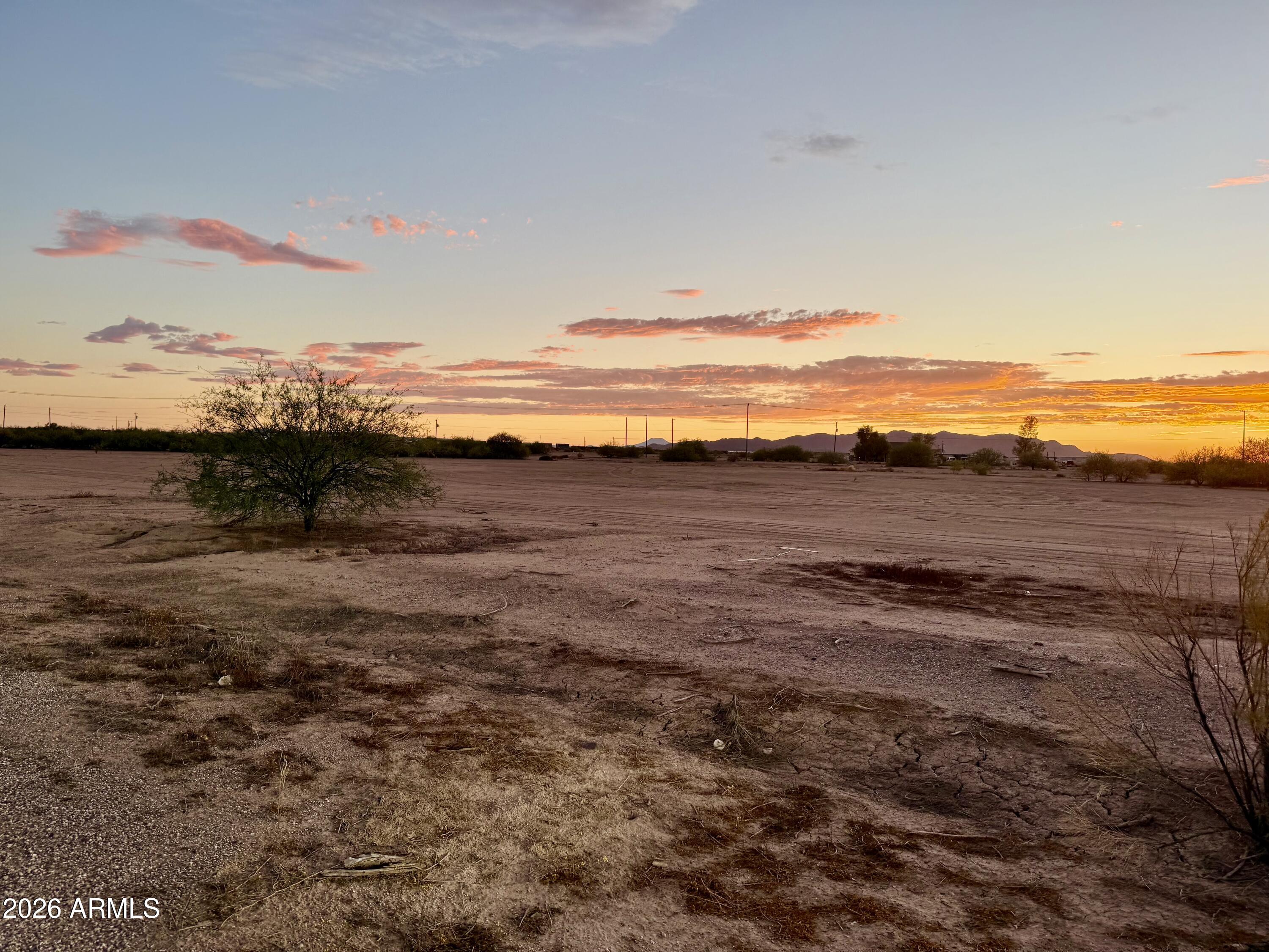 TOLTEC/ARIZONA VALLEY UNIT ONE - Land