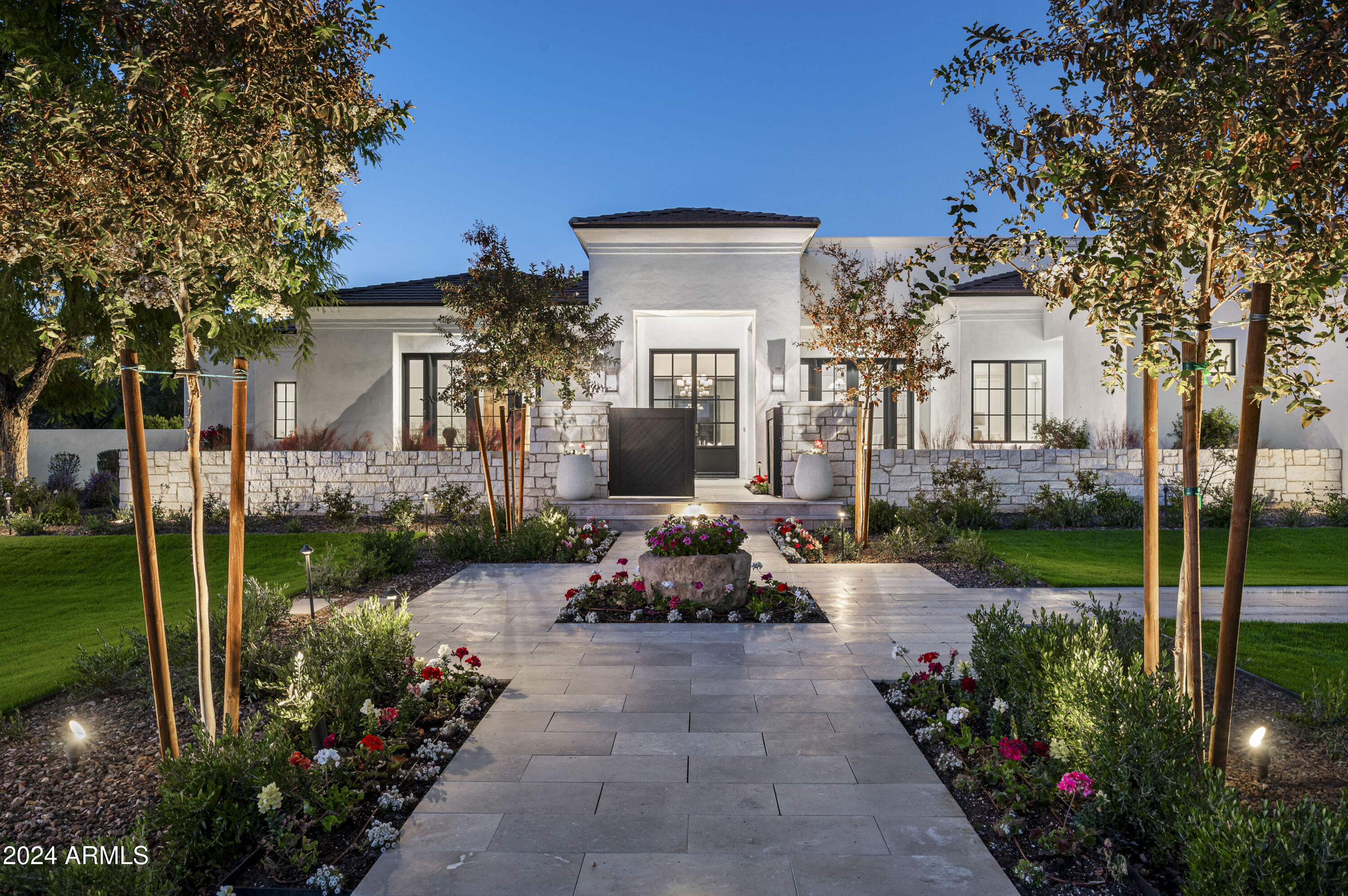RANCHO SUNNY VALE - Residential