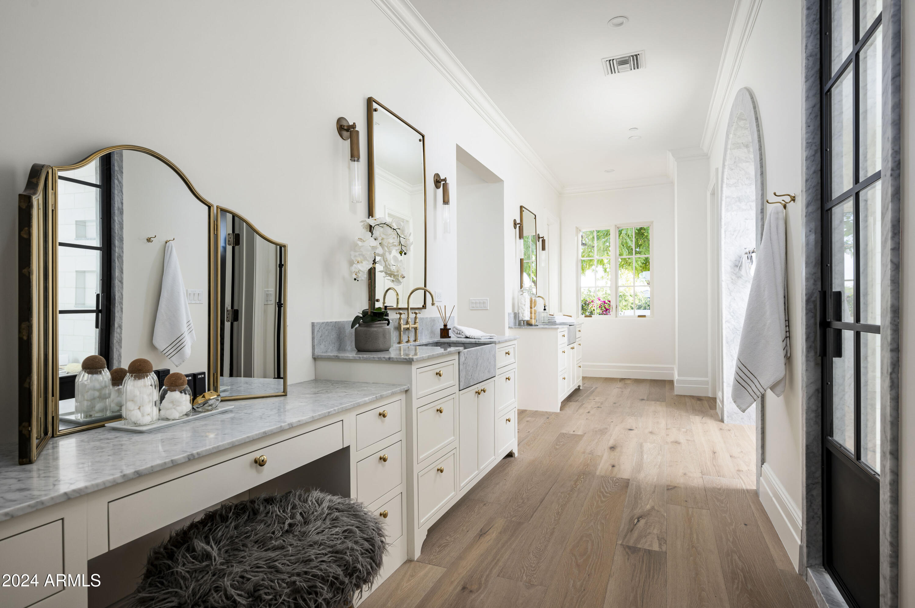 RANCHO SUNNY VALE - Residential