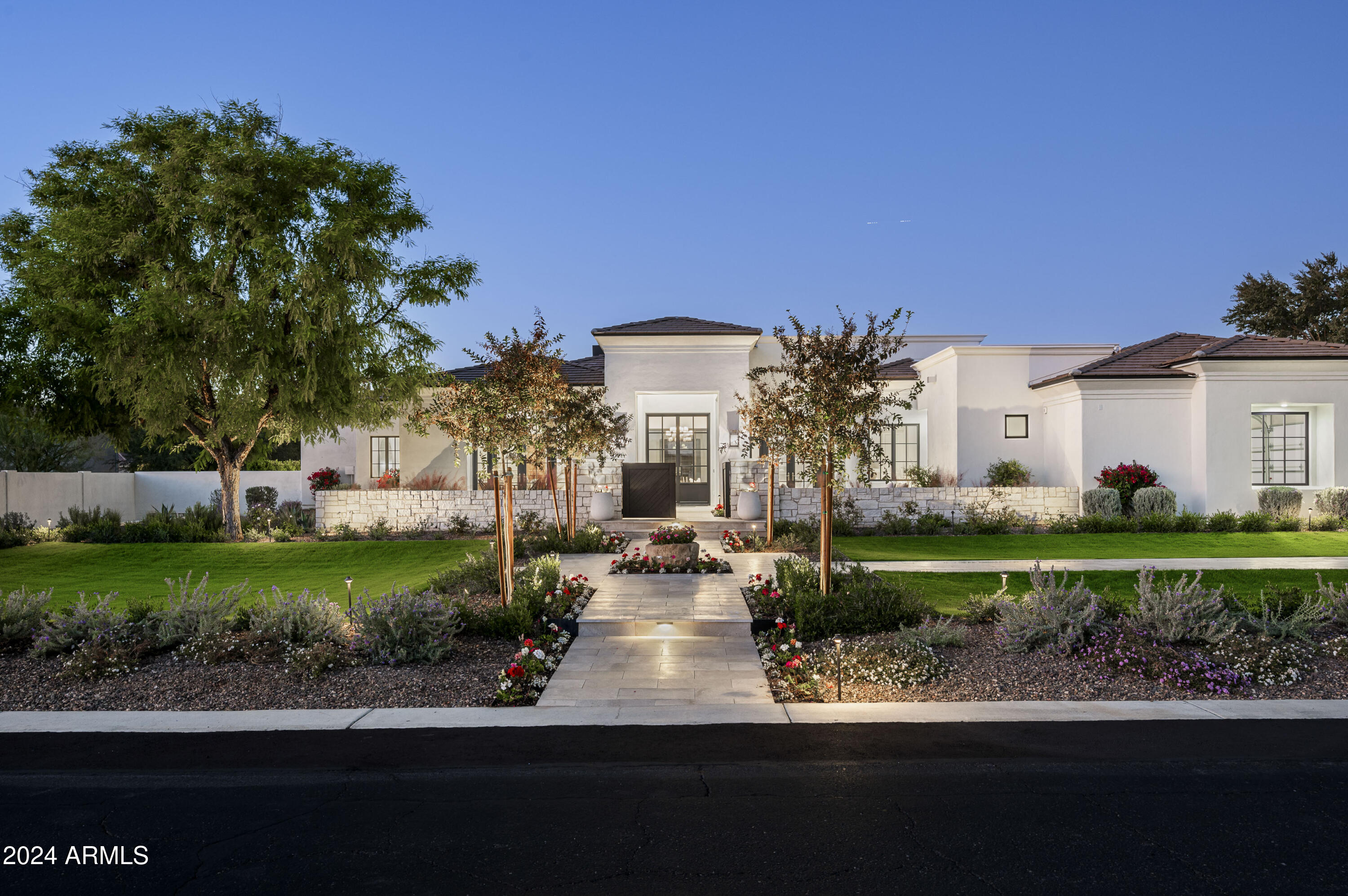 RANCHO SUNNY VALE - Residential
