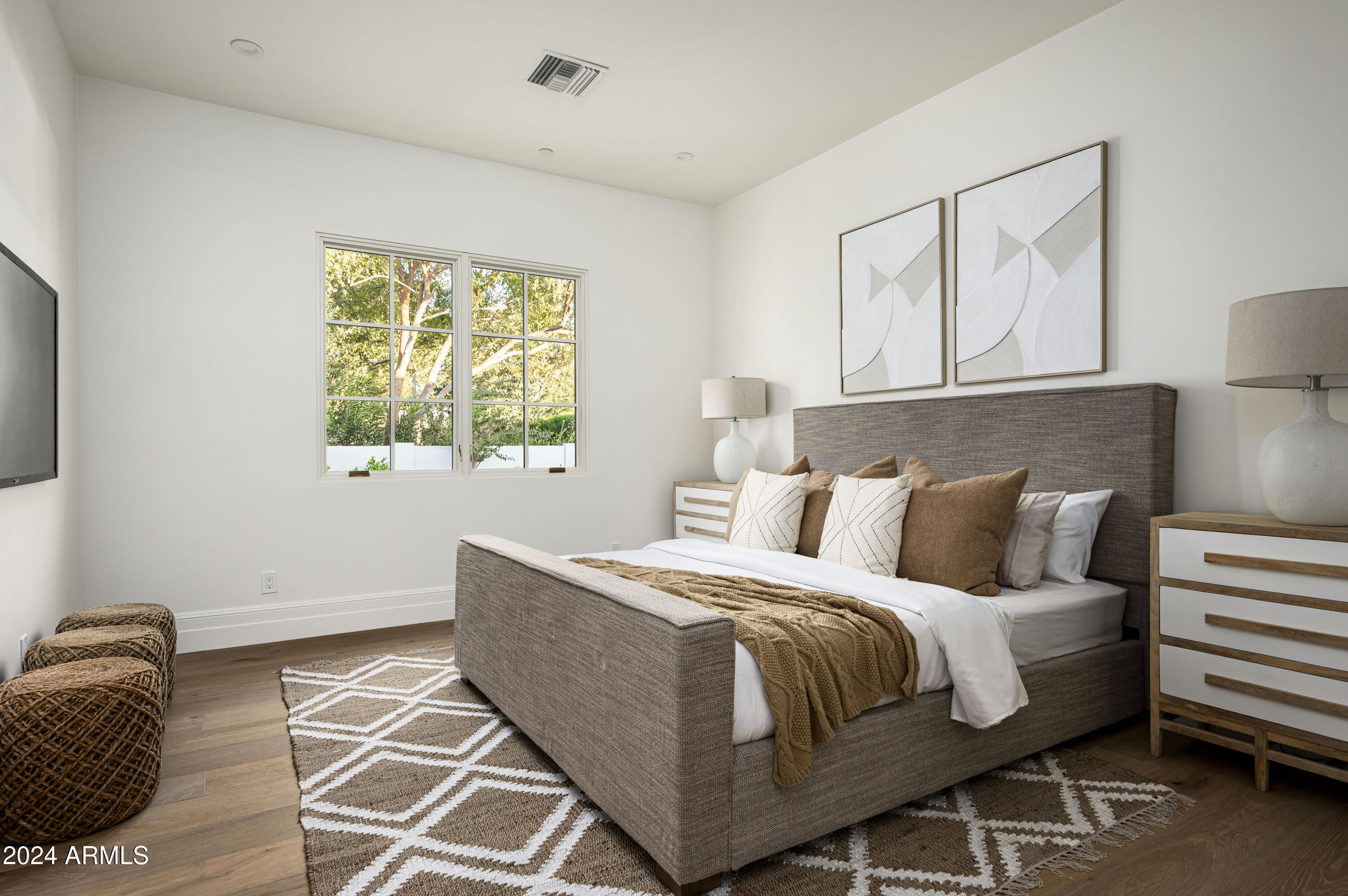 RANCHO SUNNY VALE - Residential
