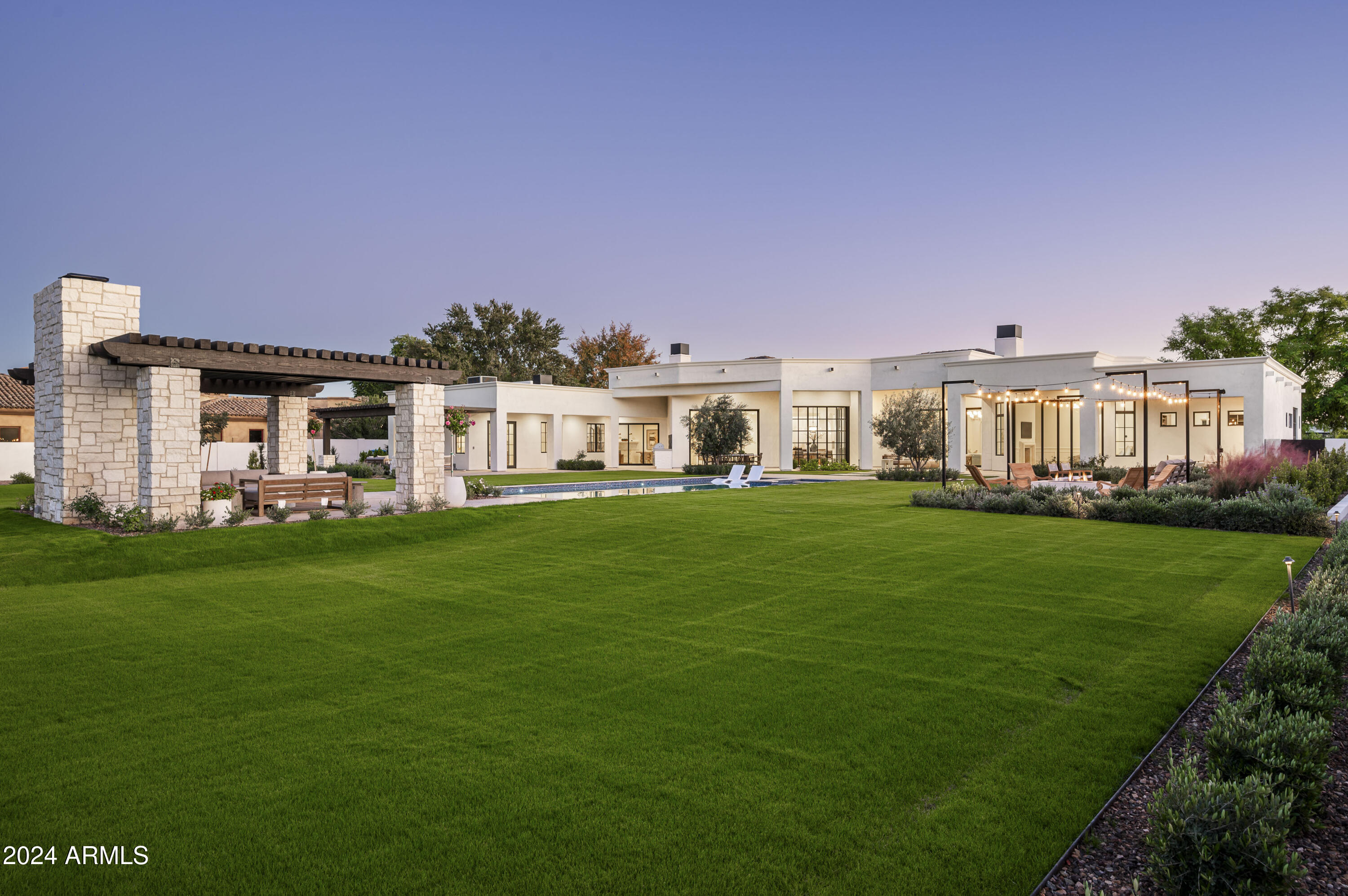 RANCHO SUNNY VALE - Residential