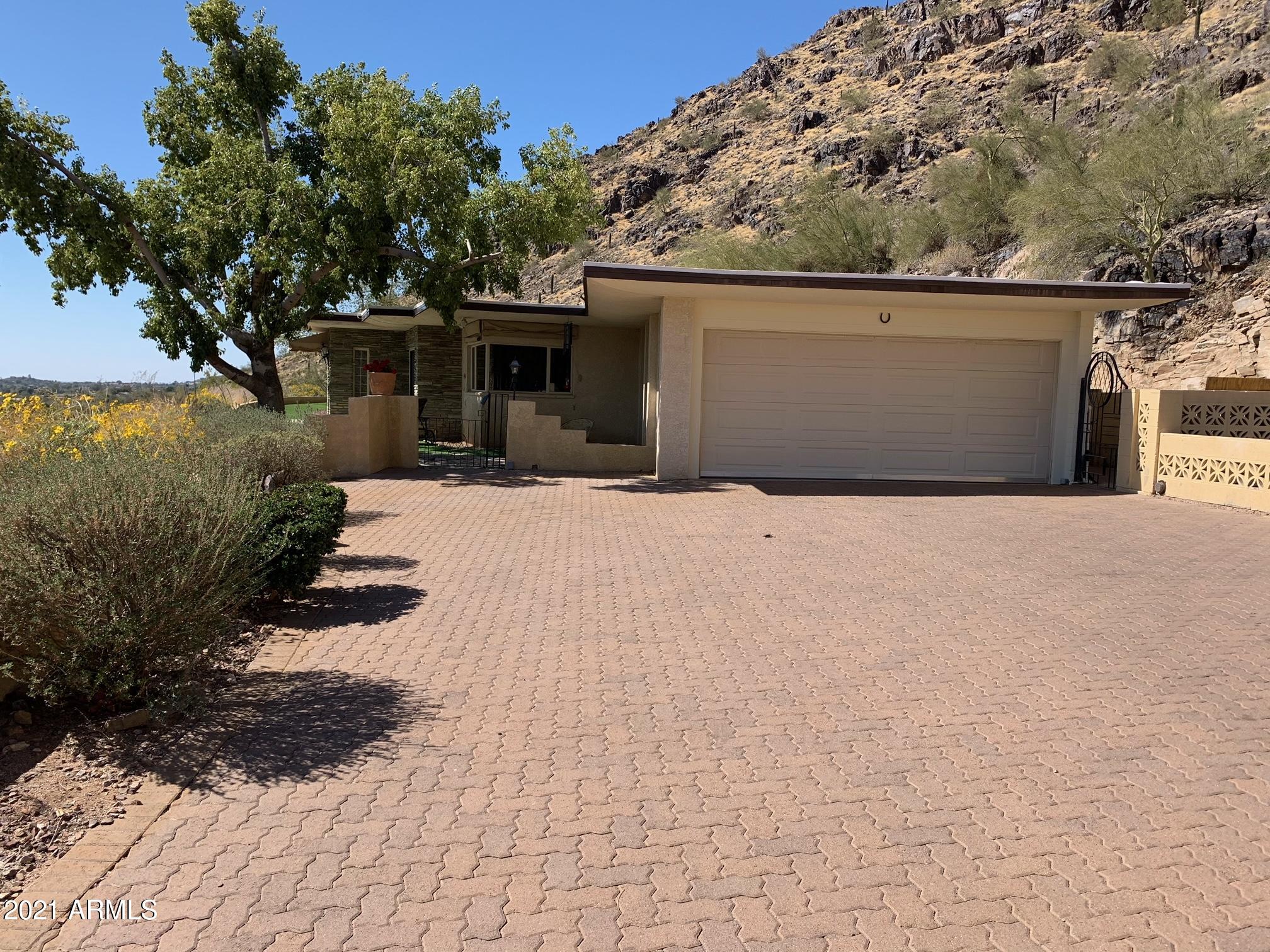 Paradise Valley Hillside - Residential
