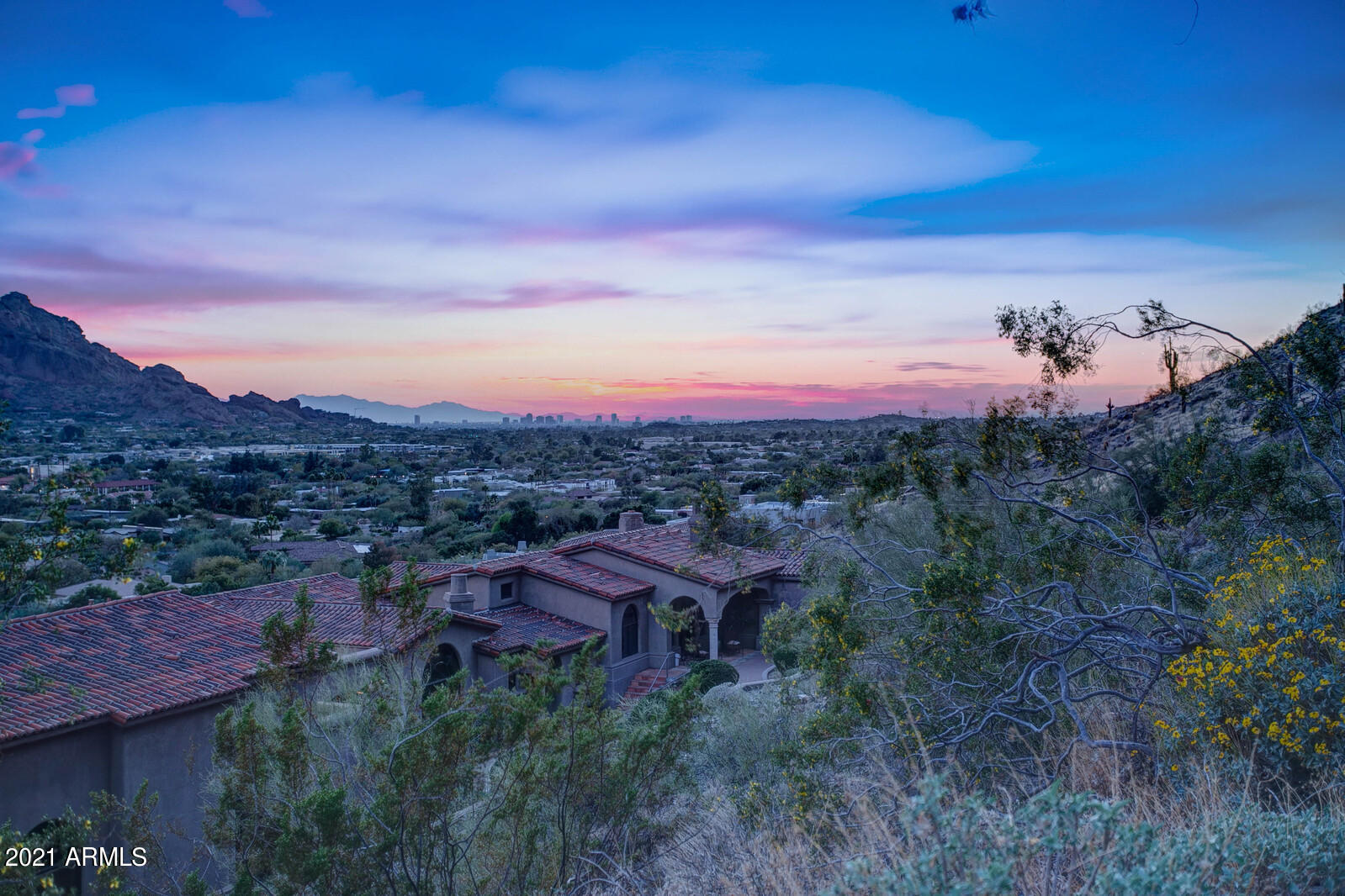 Paradise Valley Hillside - Residential