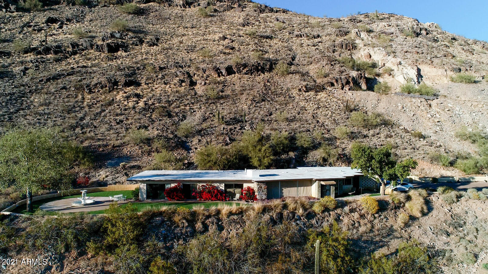 Paradise Valley Hillside - Residential