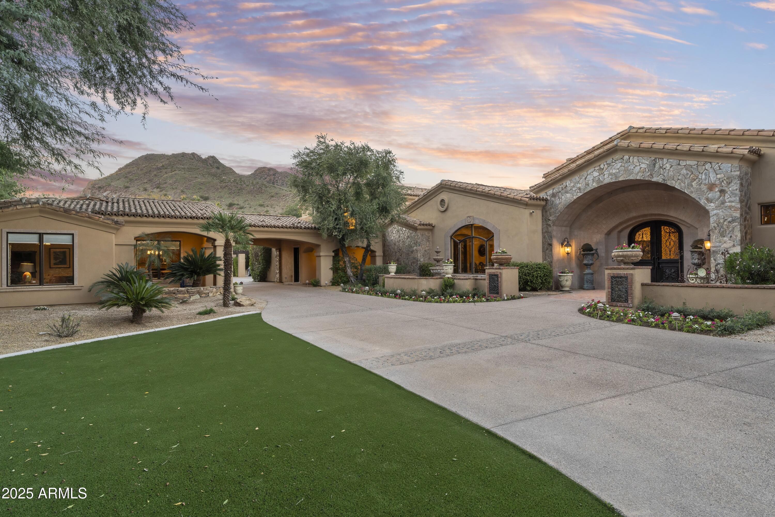 CAMELBACK LANDS - Residential