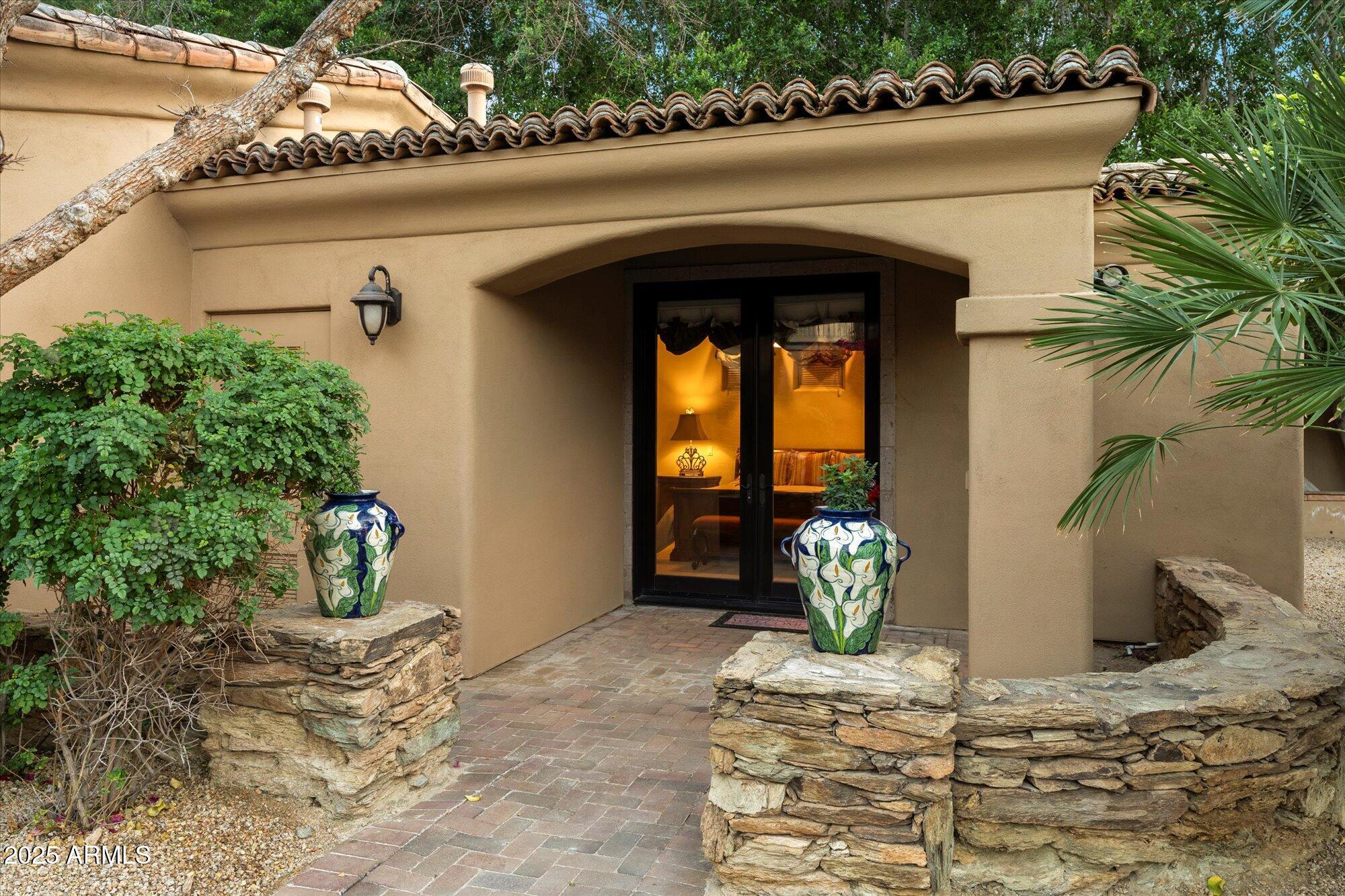 CAMELBACK LANDS - Residential