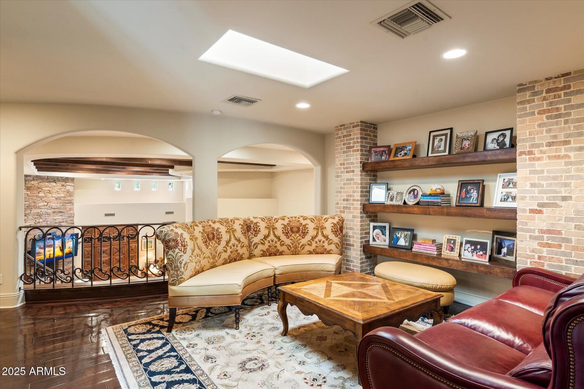CAMELBACK LANDS - Residential