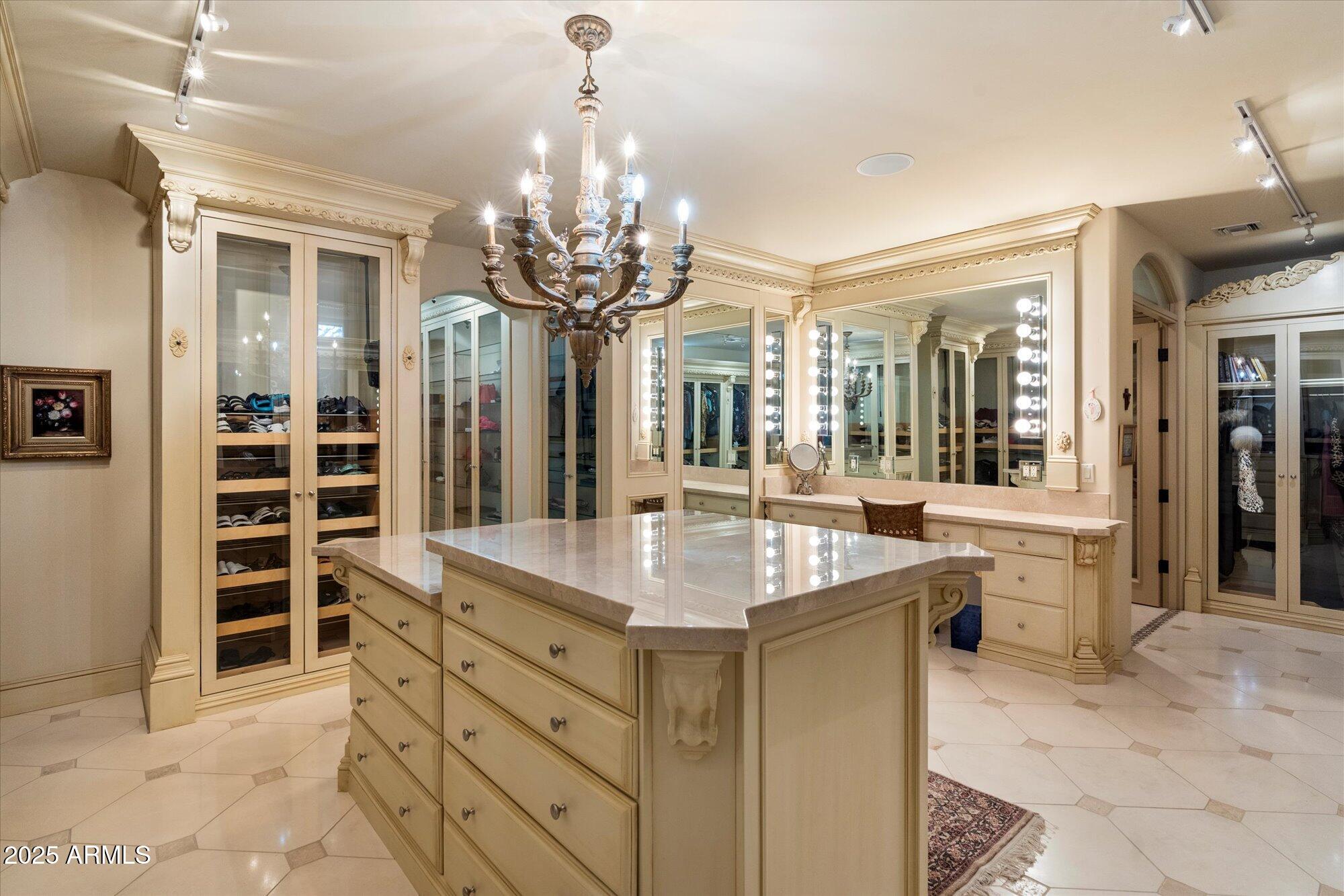 CAMELBACK LANDS - Residential