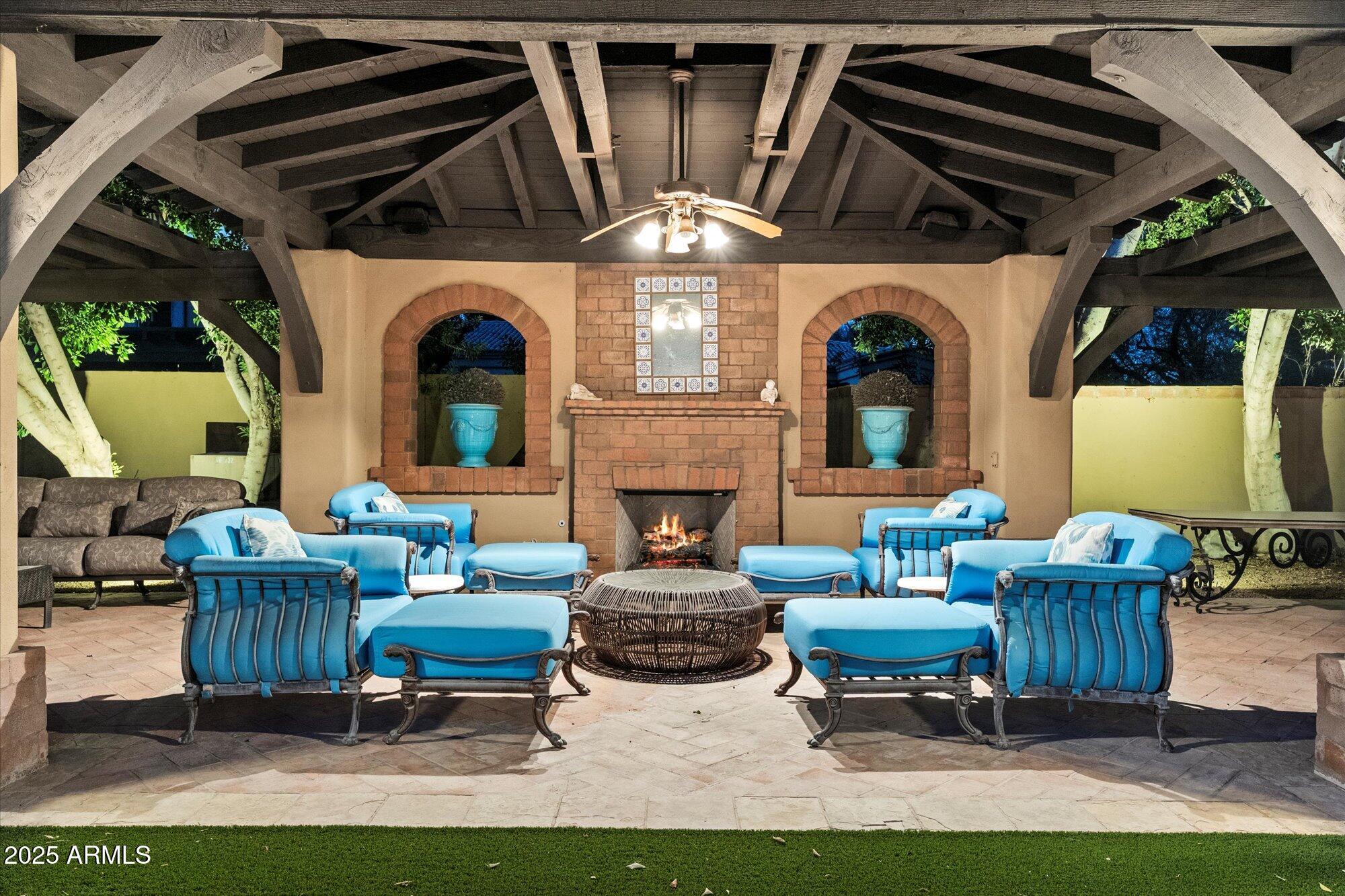 CAMELBACK LANDS - Residential