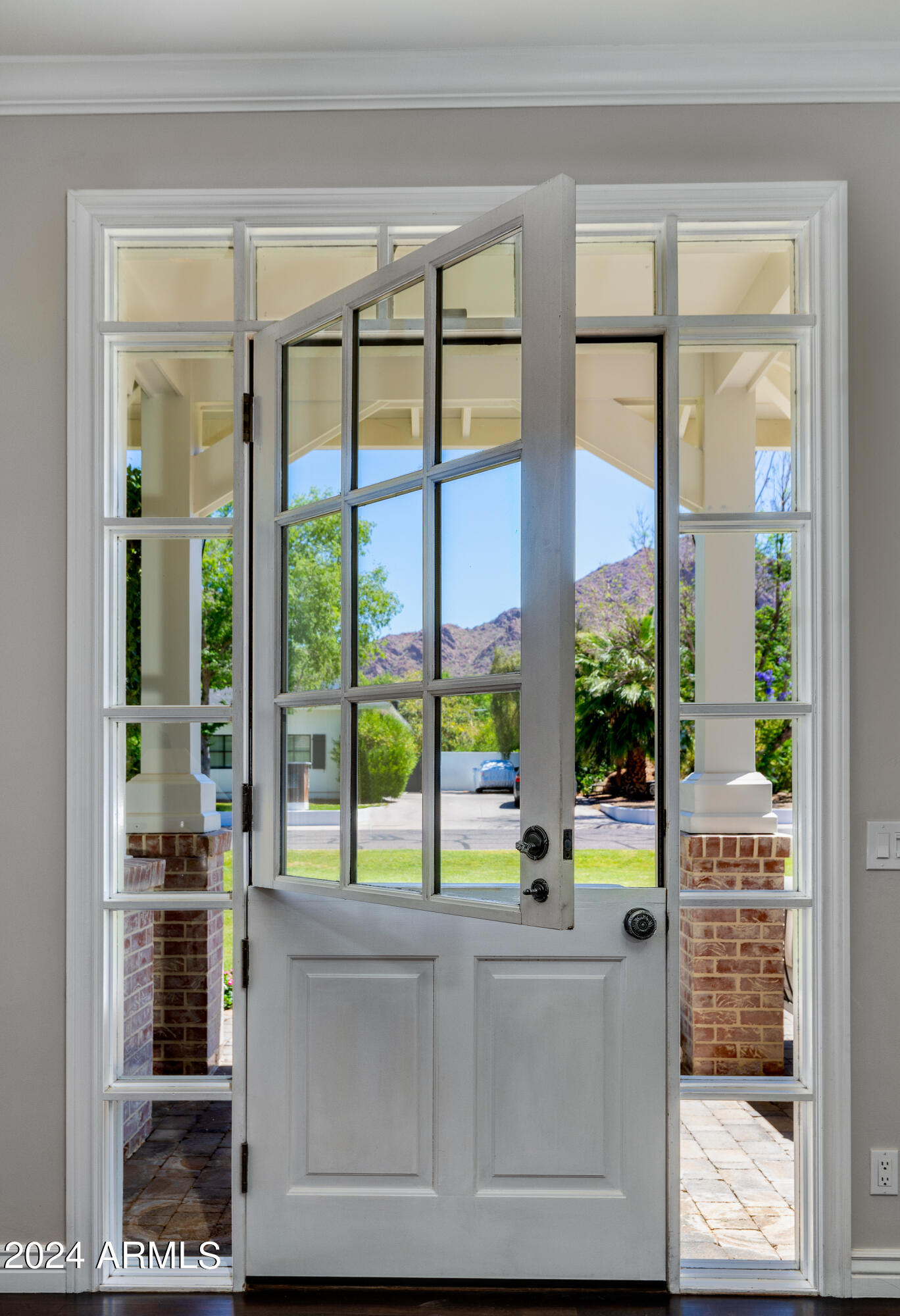 LAFAYETTE VILLA - Residential