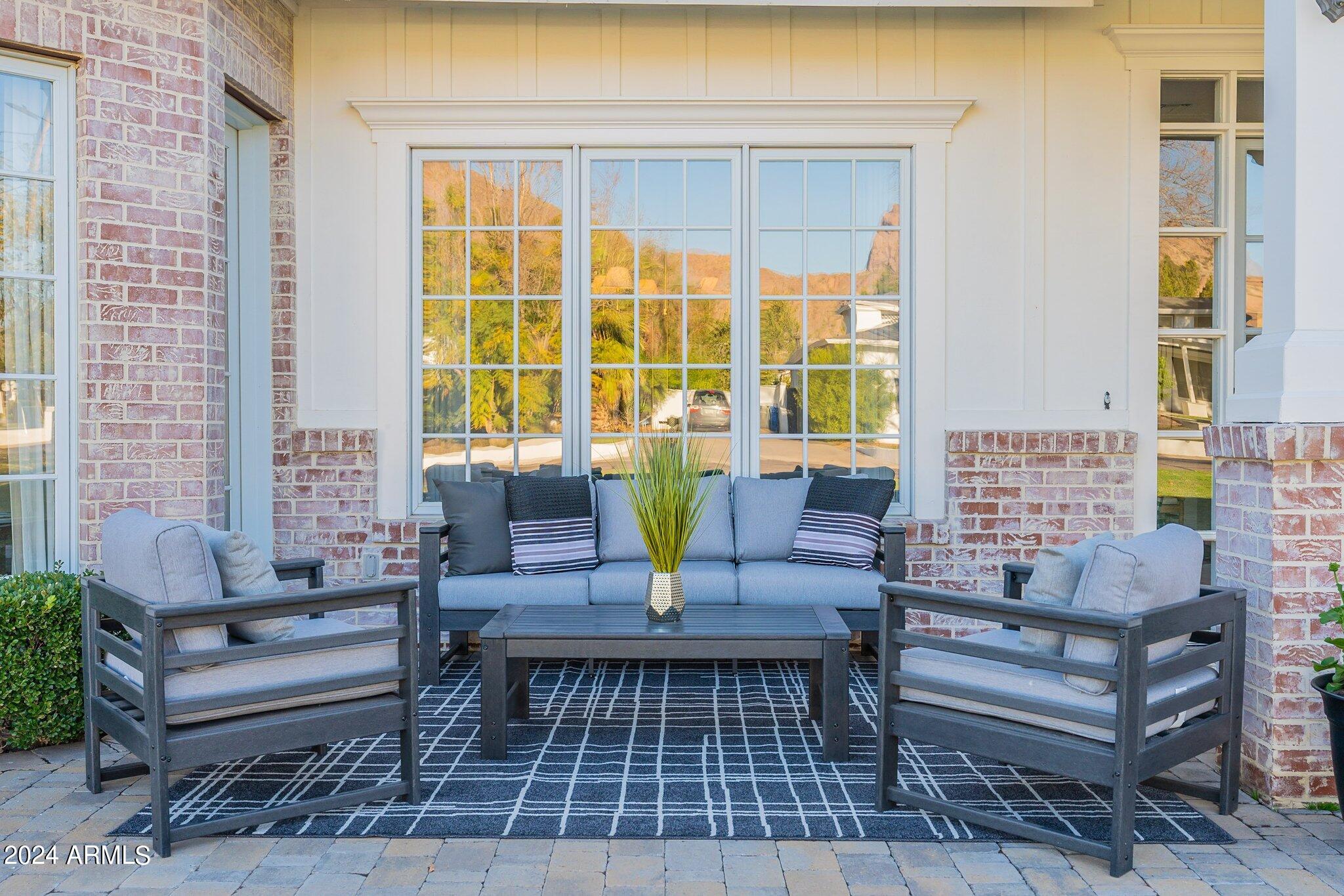 LAFAYETTE VILLA - Residential