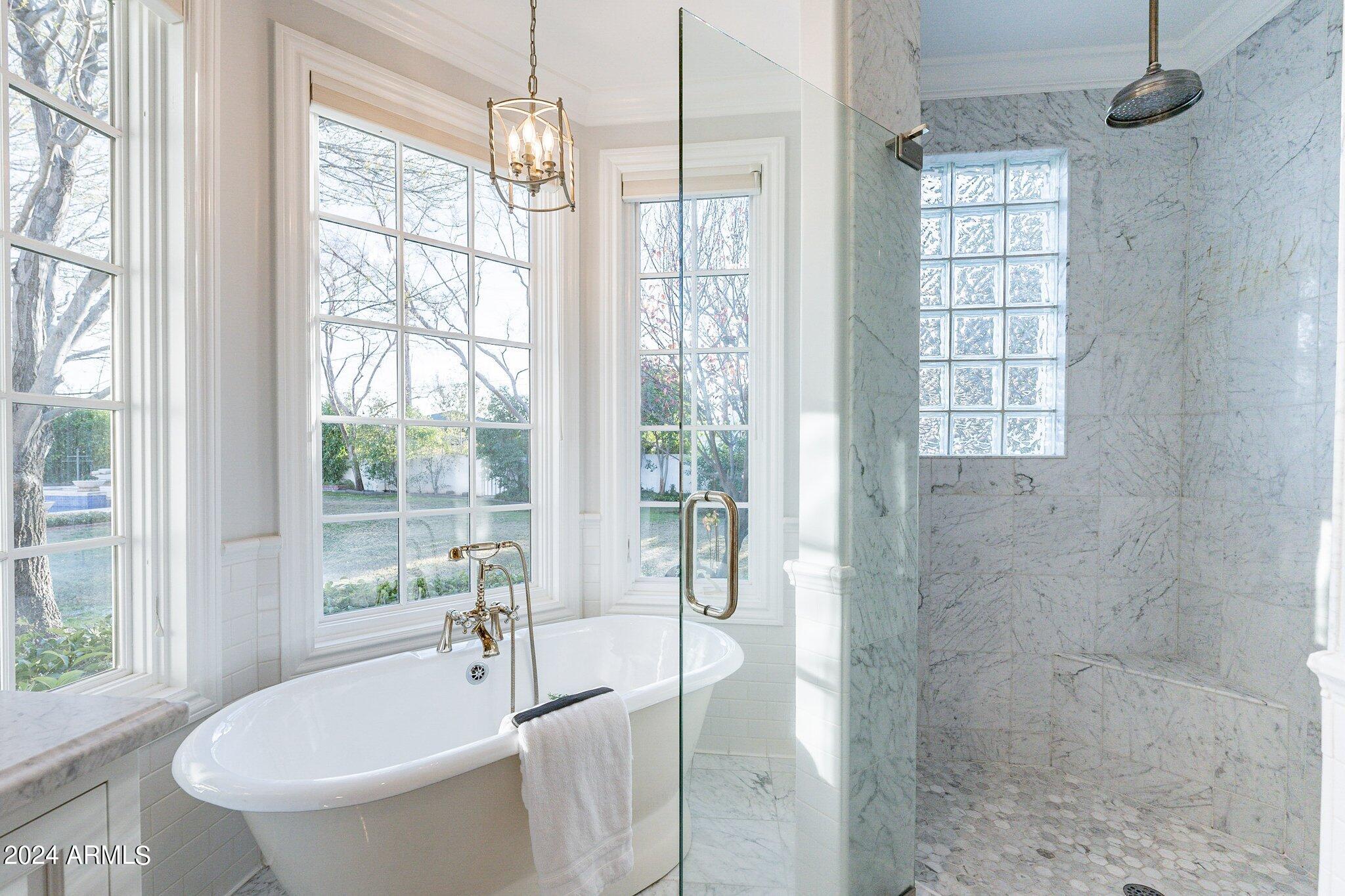 LAFAYETTE VILLA - Residential