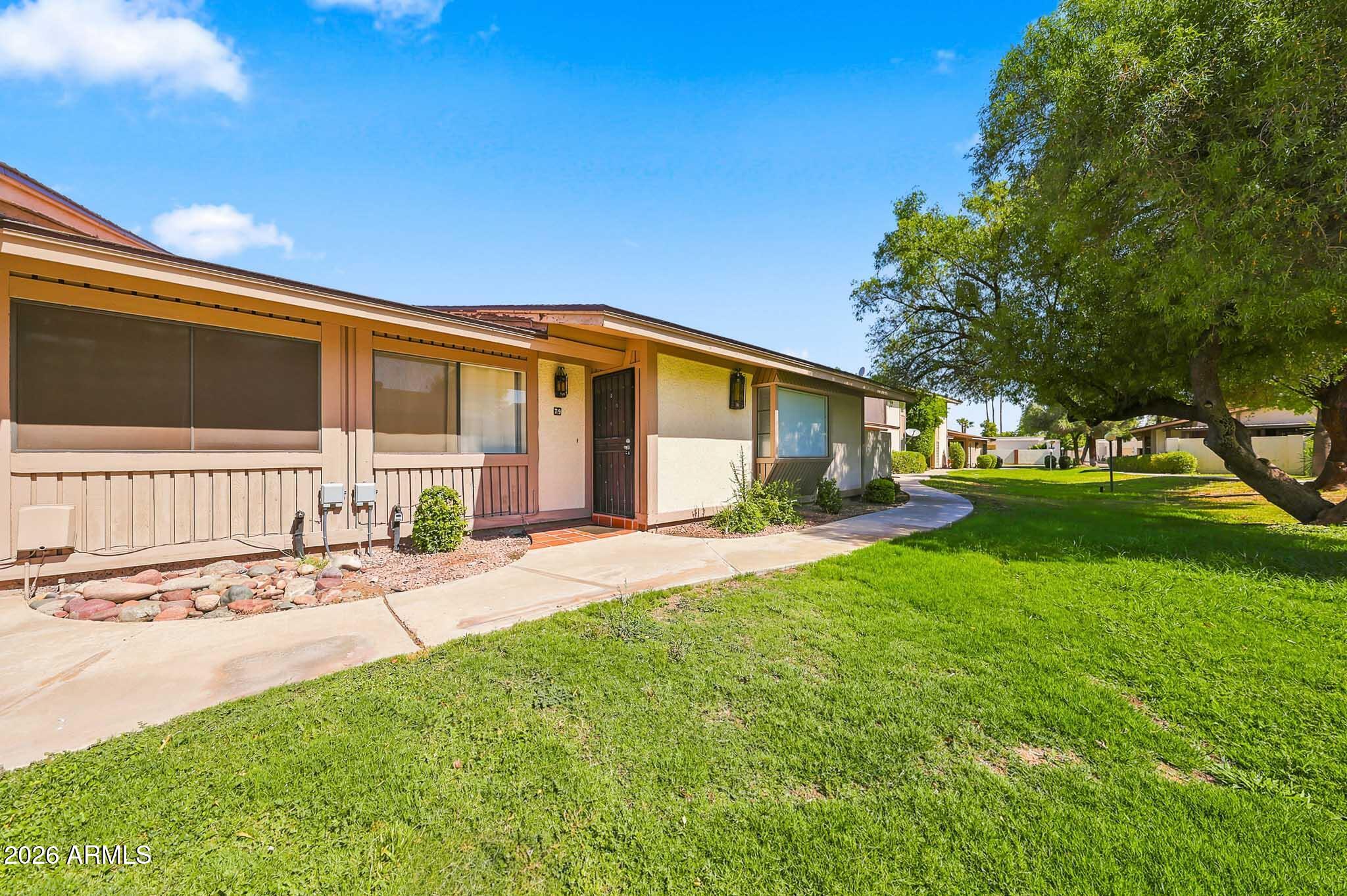 MESA THREE FOUNTAINS - Residential
