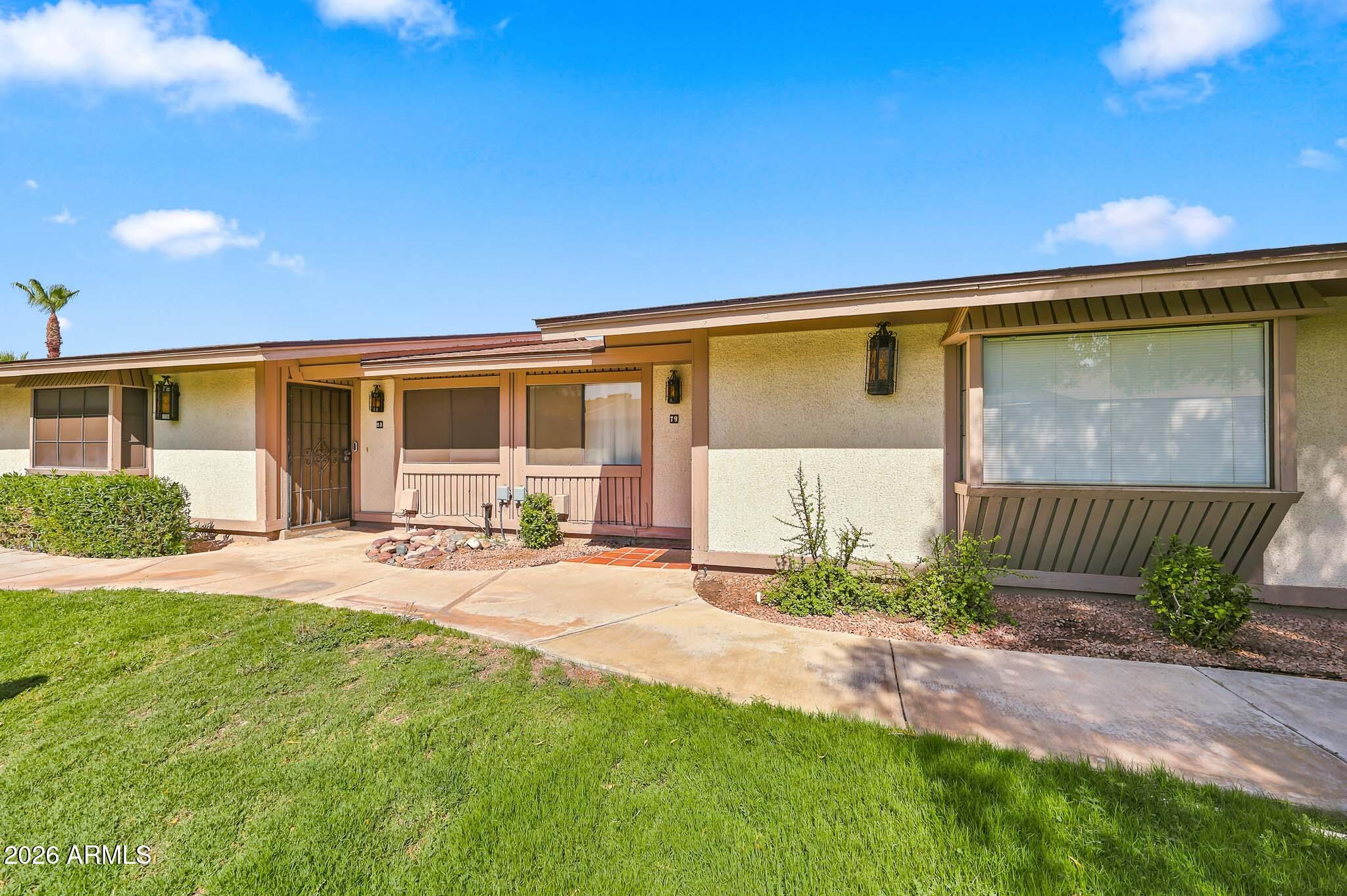 MESA THREE FOUNTAINS - Residential
