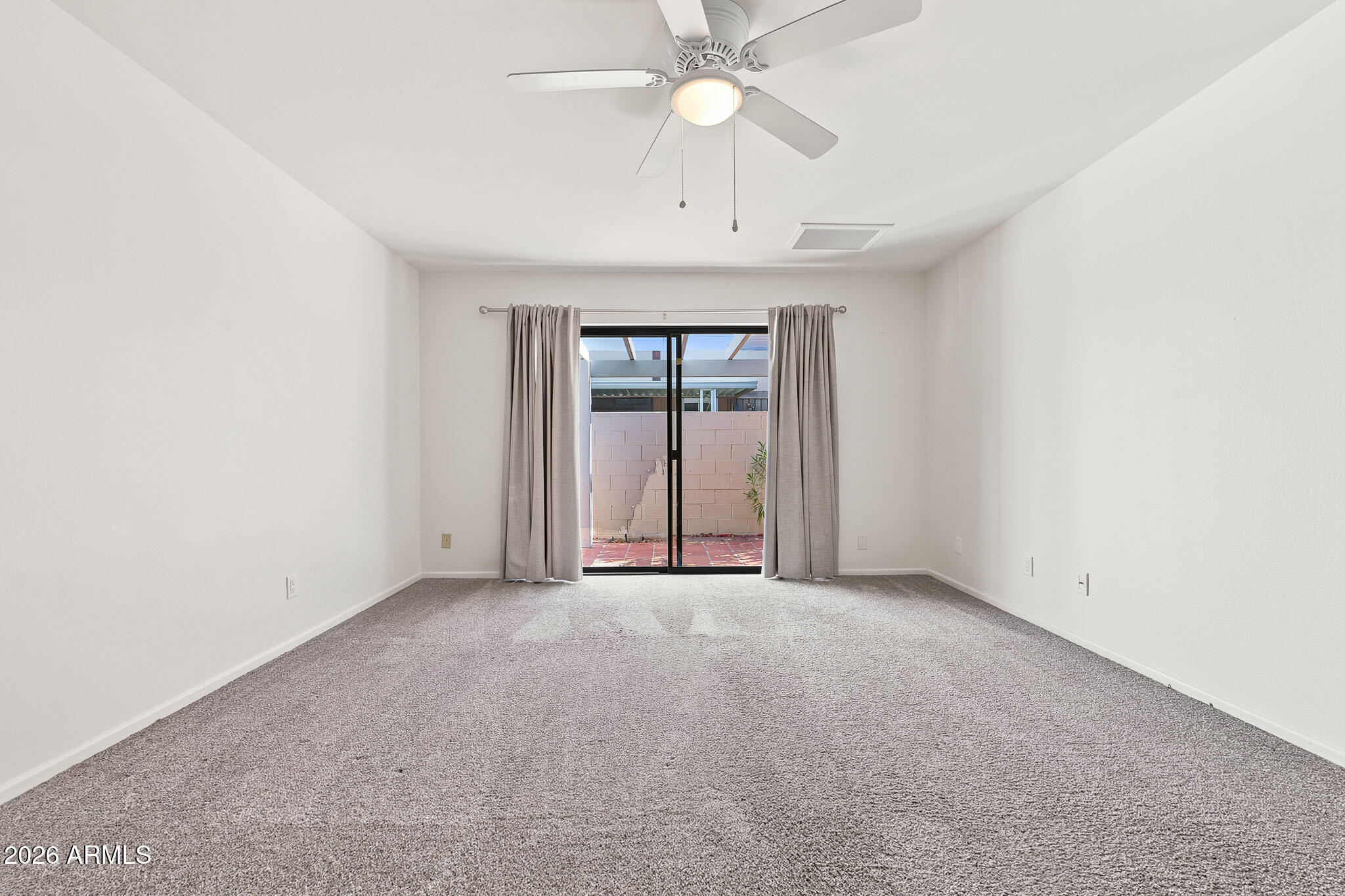 MESA THREE FOUNTAINS - Residential