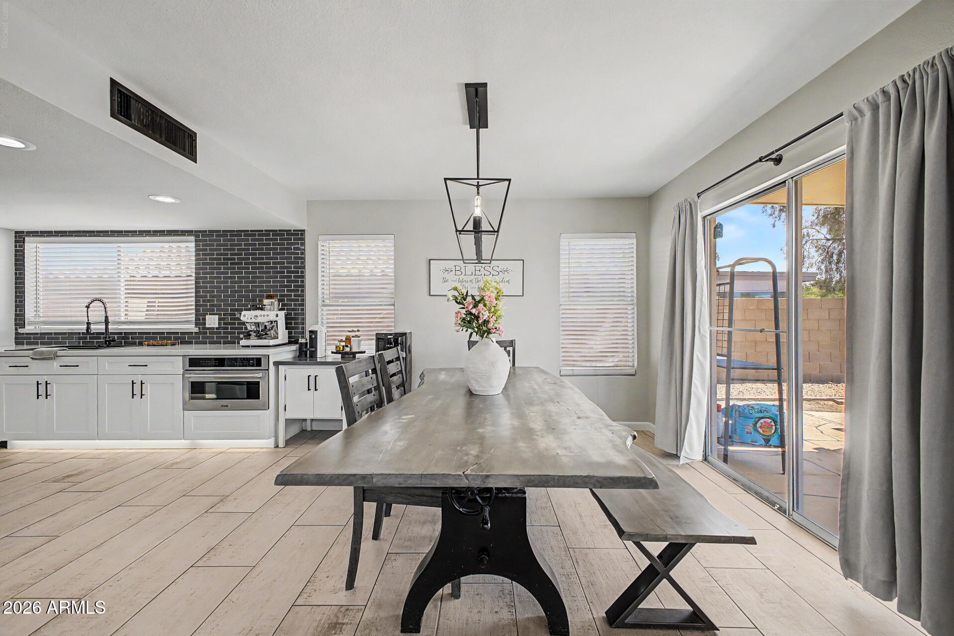 CRYSTAL CREEK - Residential