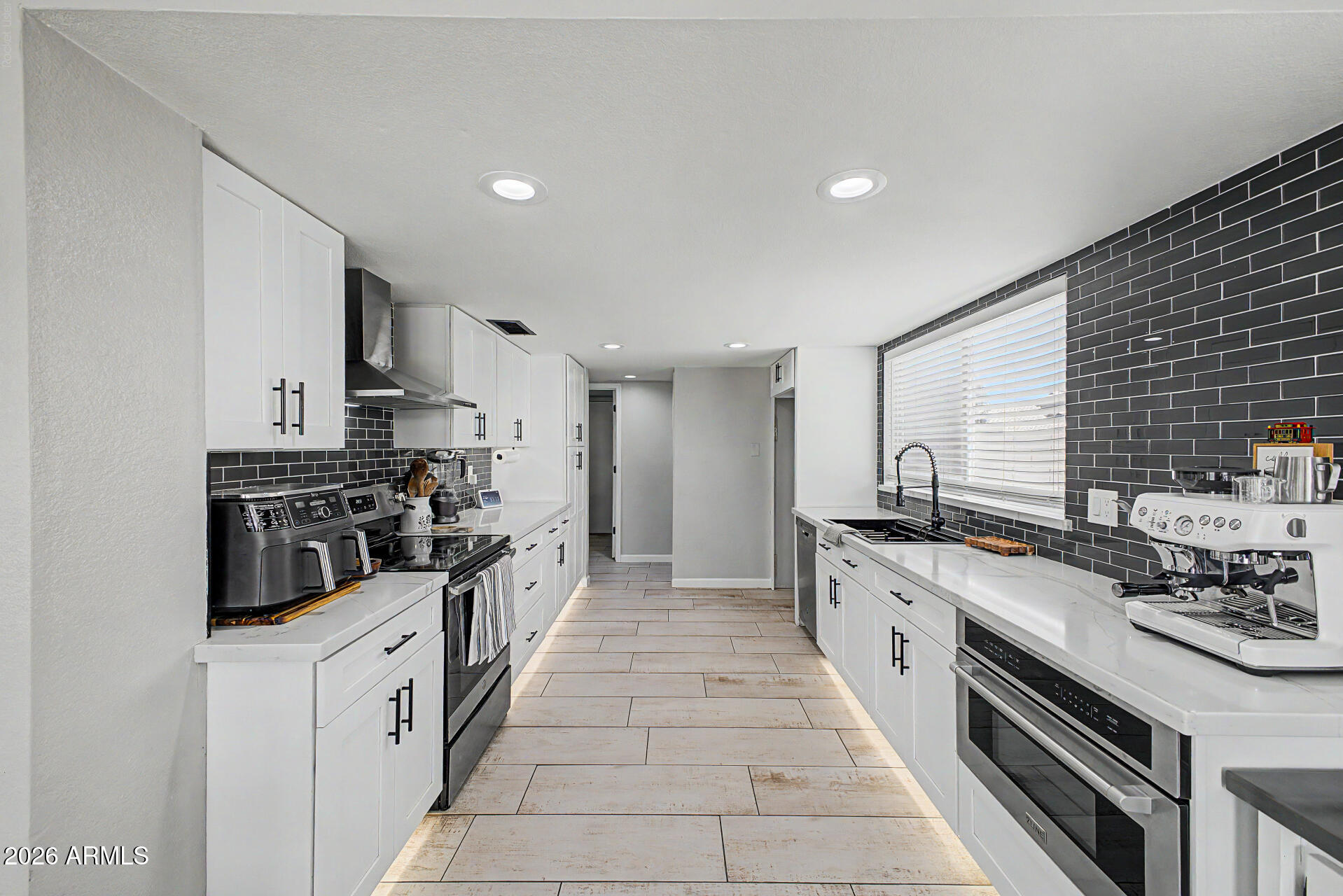CRYSTAL CREEK - Residential