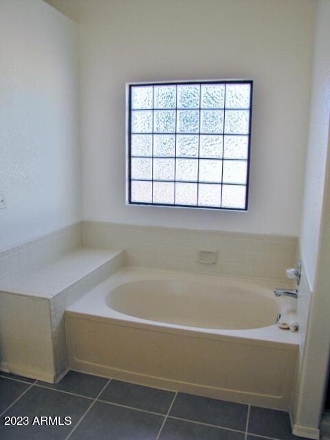 PUEBLO DEL SOL COUNTRY CLUB ESTATES UNIT 1 - Residential Lease