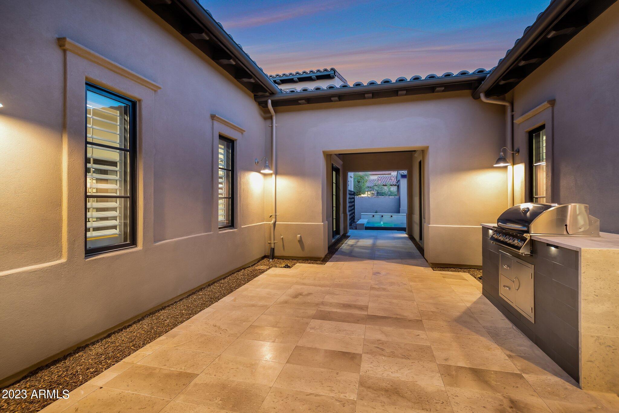 DC RANCH - Residential